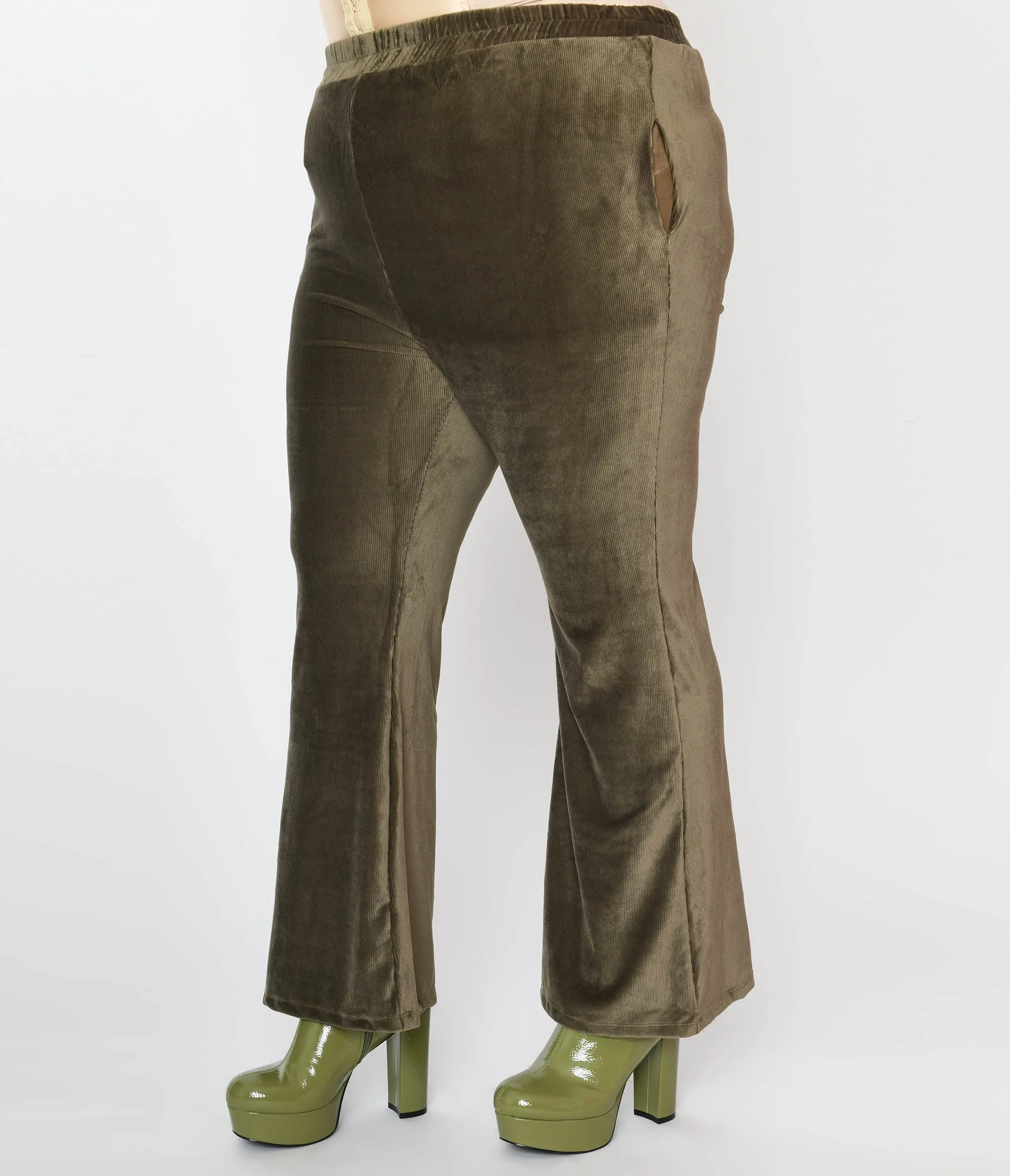 1970s Olive Green Corduroy Knit Pants Comfortable Travel Wear