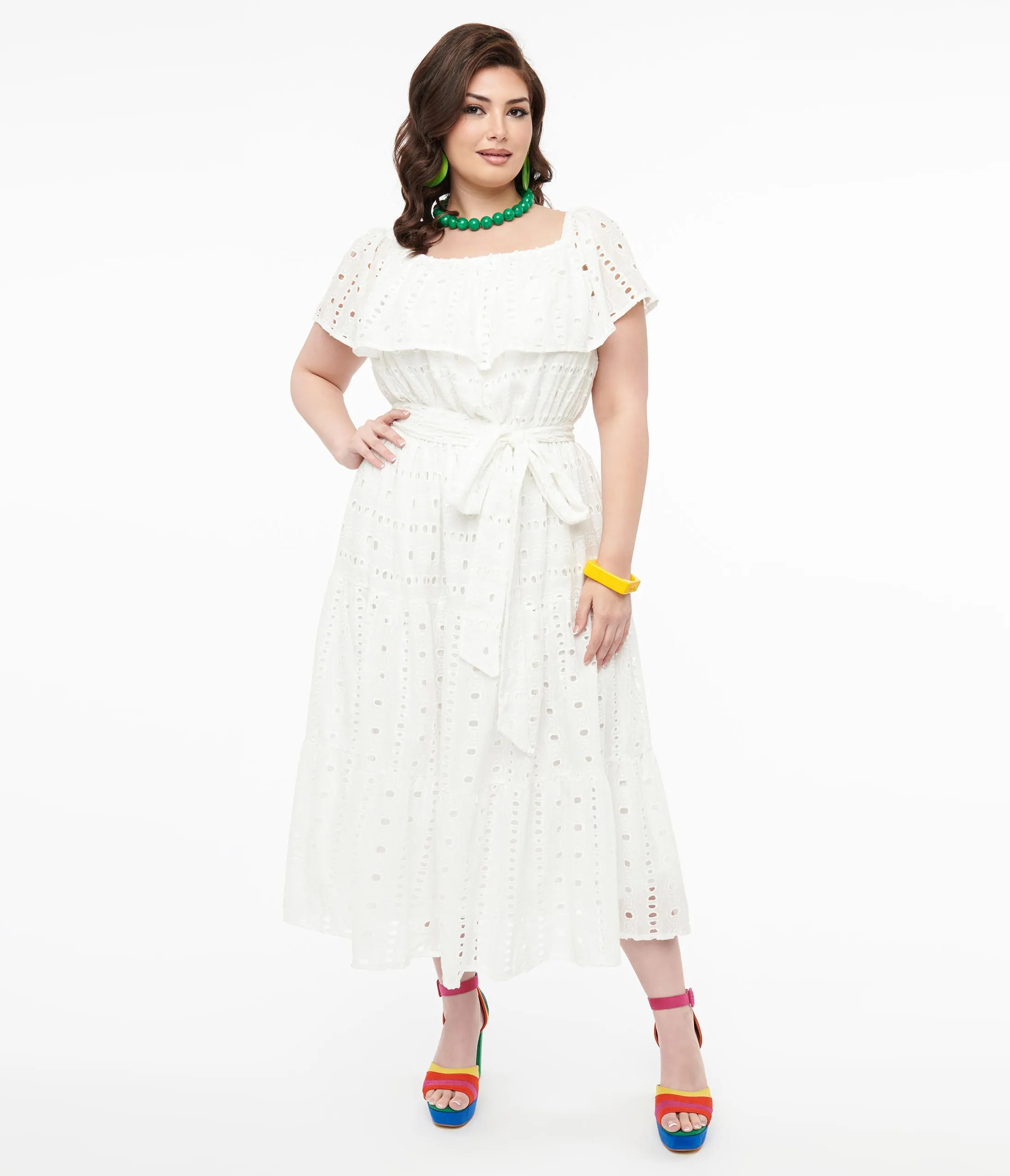1970s White Eyelet Cotton Off The Shoulder Midi Dress Casual Everyday Look