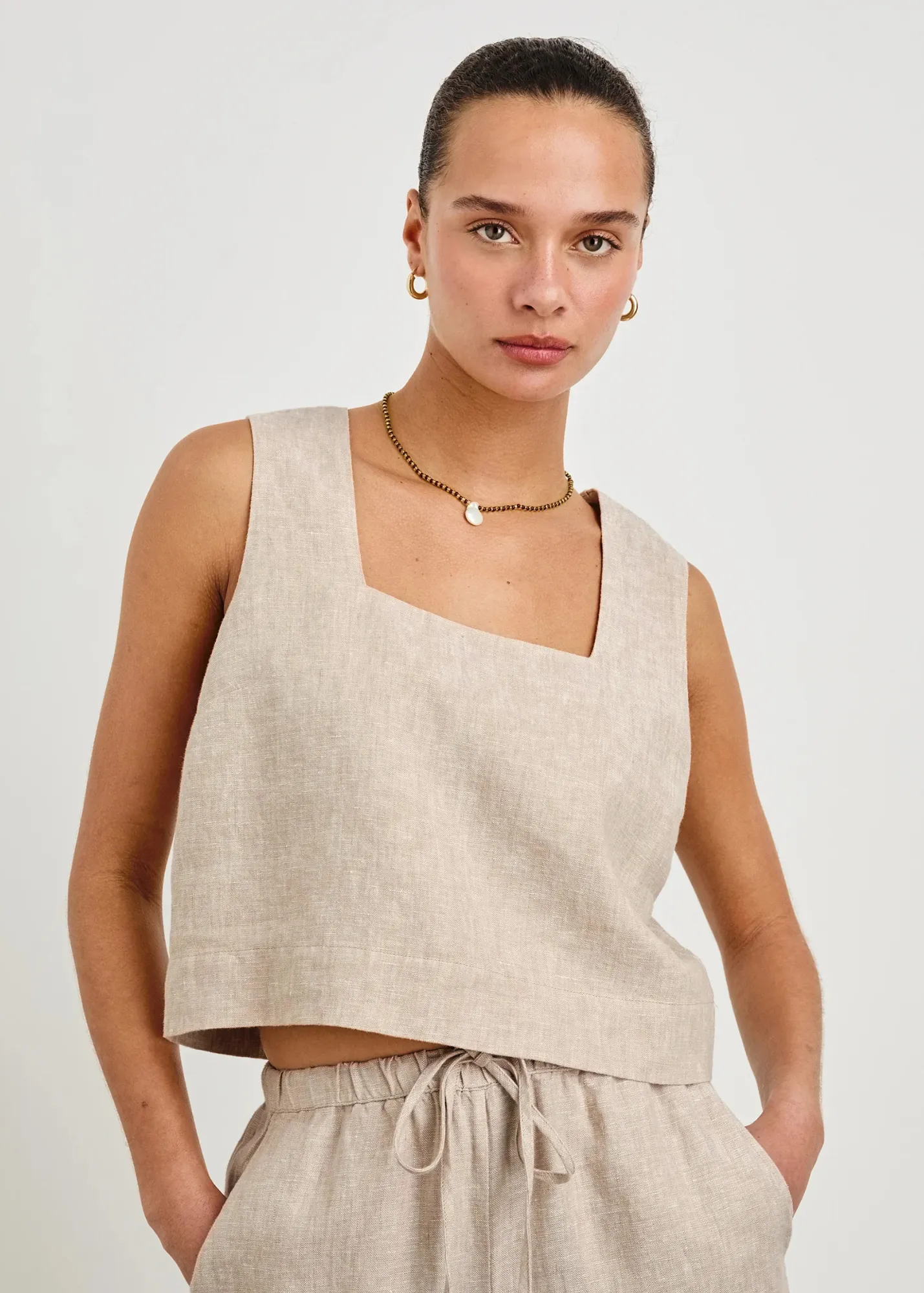Akira Top Everyday Casual Look