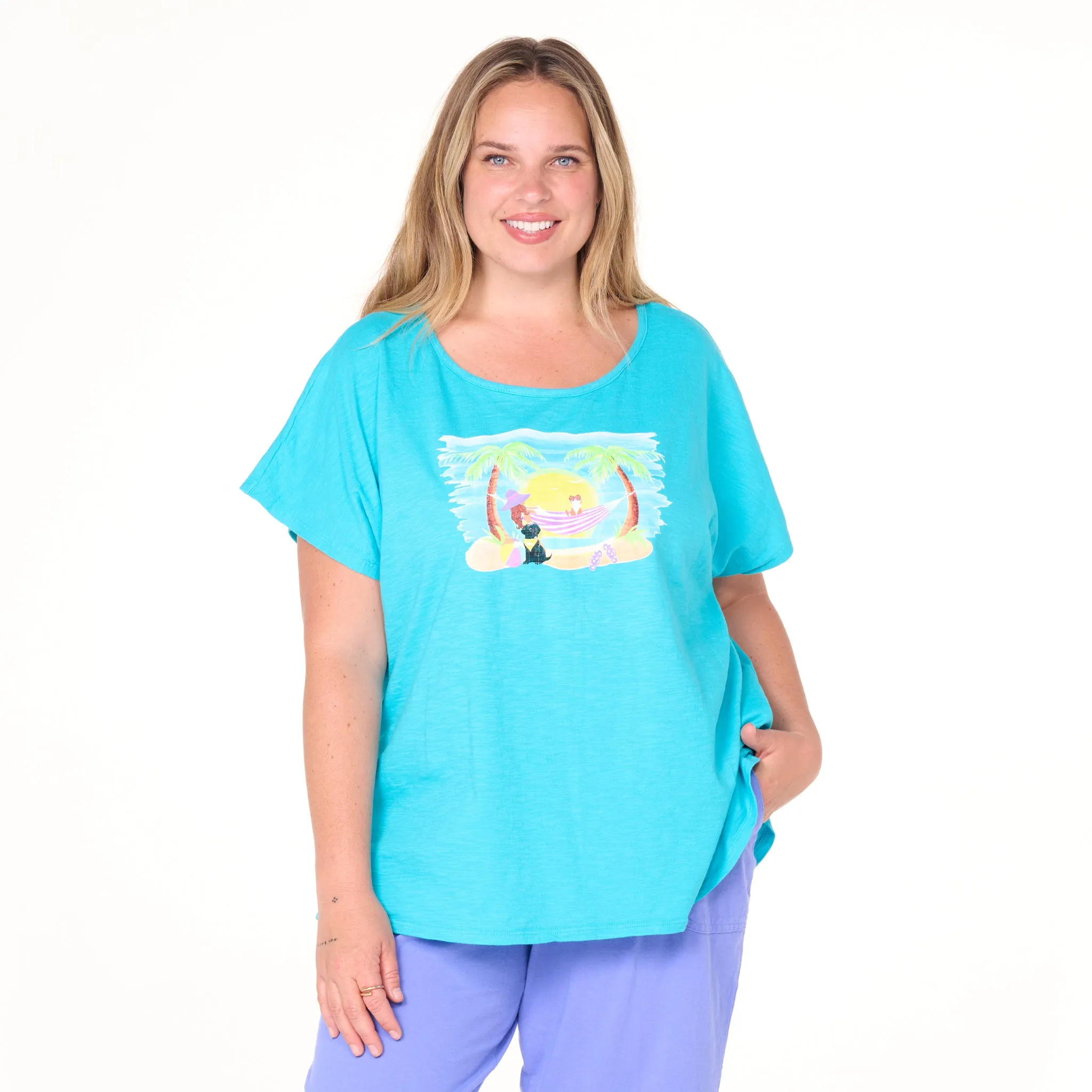 Beach Friends Keepsake T | Plus Size Weekend Relaxed Look