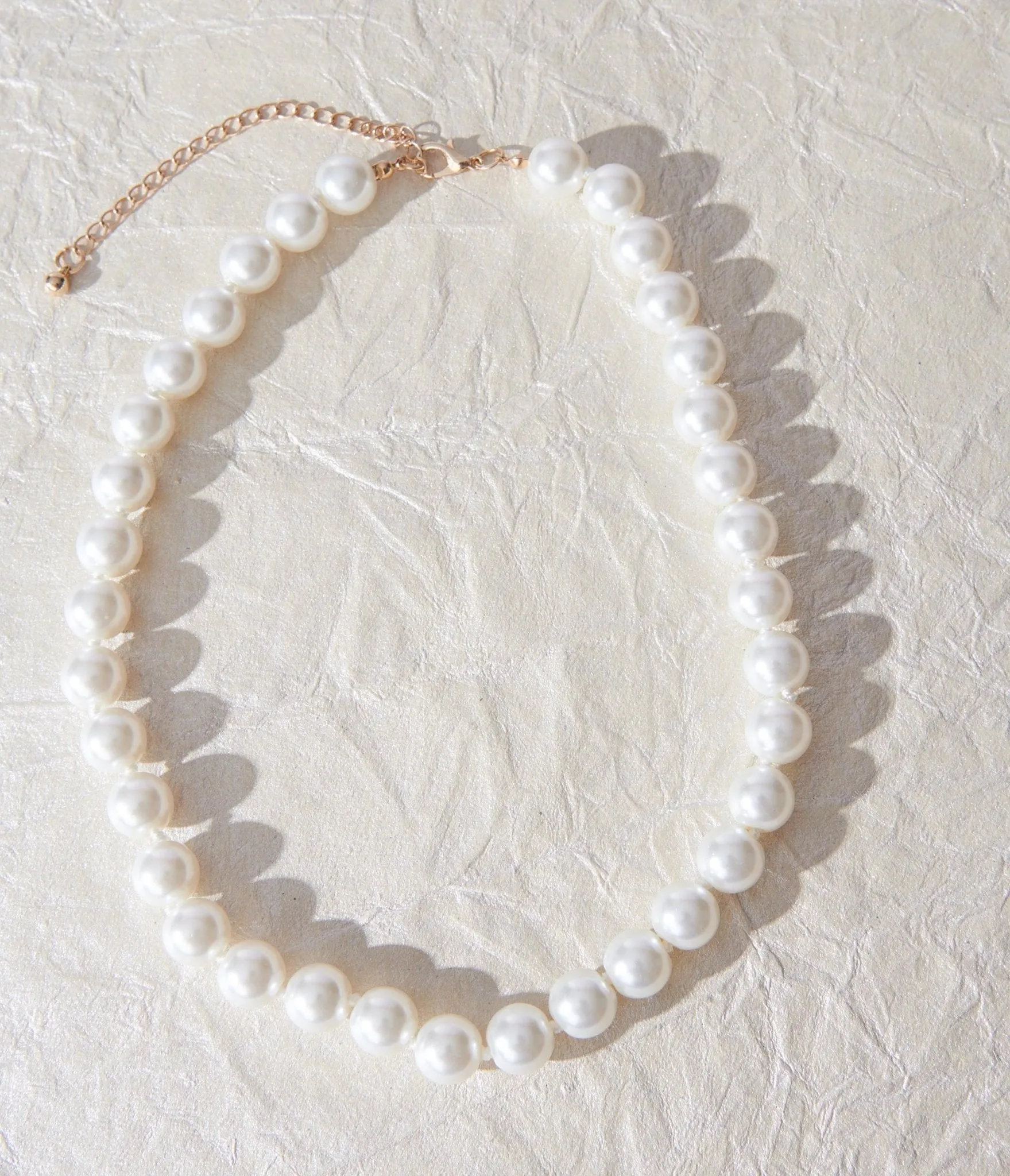 Chunky Faux Pearl Necklace Alternative Style