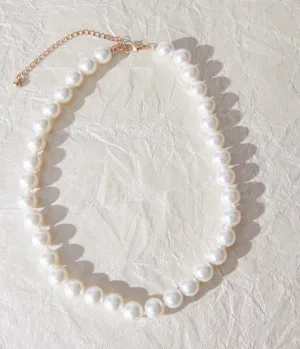 Chunky Faux Pearl Necklace Alternative Style