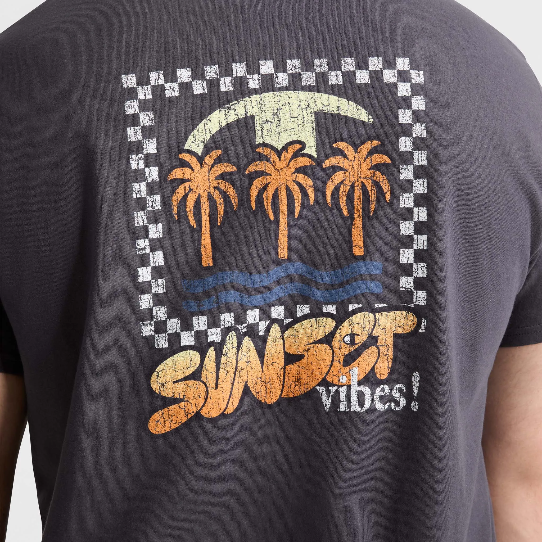 Classic Graphic T-Shirt, Sunset Vibes Urban Street Style
