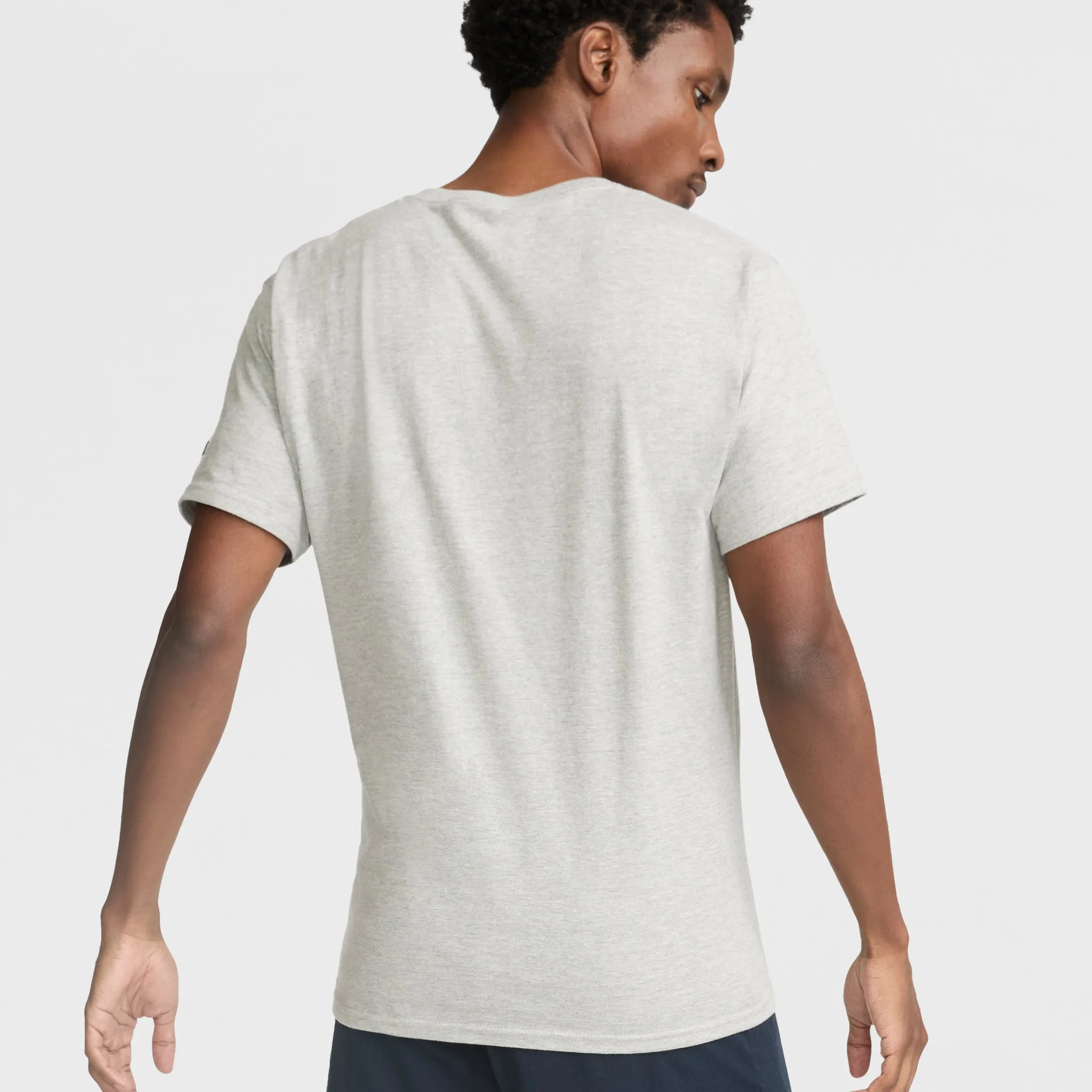Classic T-Shirt, C Logo Urban Street Style