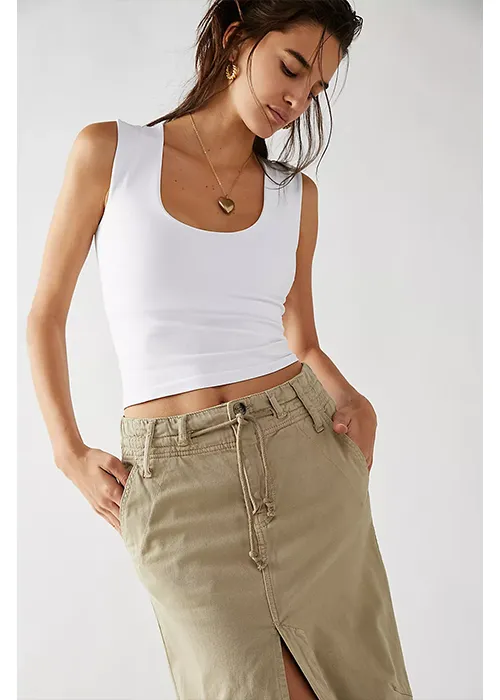 Clean Lines Muscle Tee Summer Festival Tee