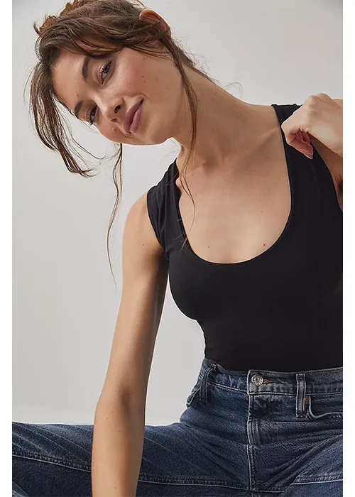 Clean Lines Muscle Tee Summer Festival Tee
