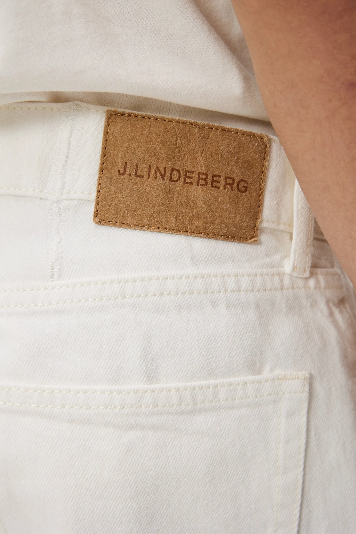 Cody Solid Regular Jeans Modern Workwear Jeans