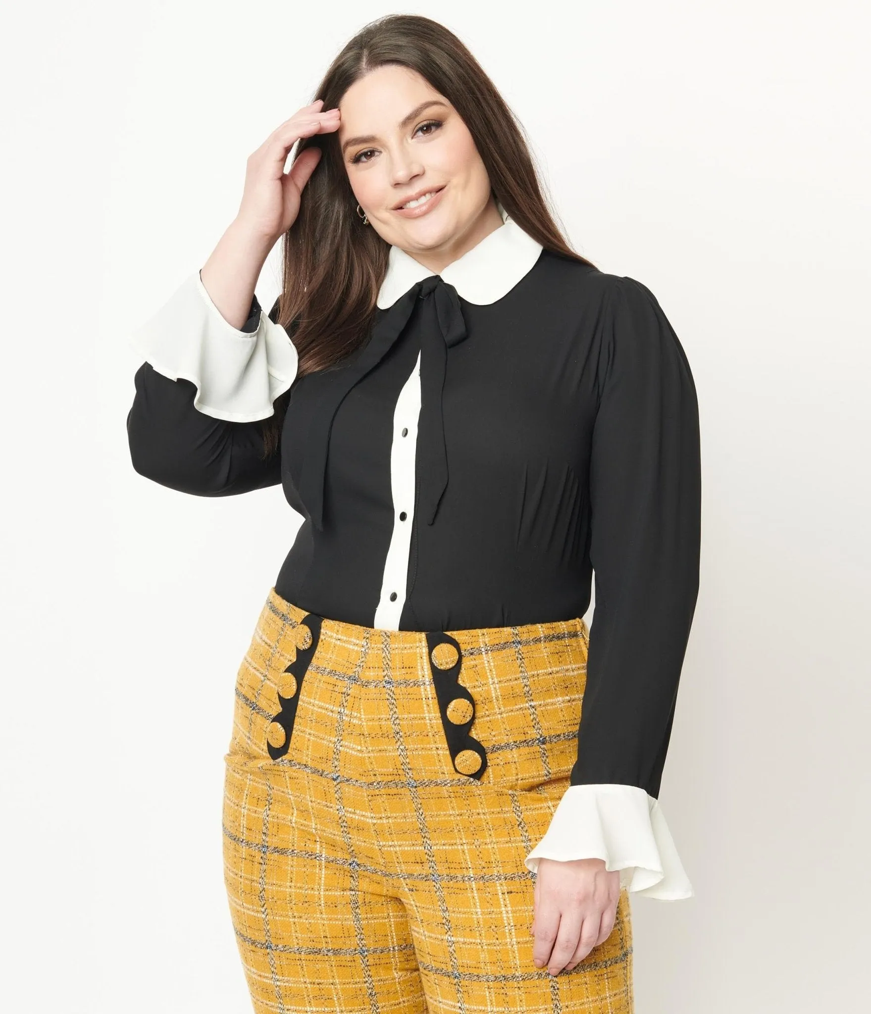 Collectif Plus Size Black & White Collar Prudence Blouse Easy Date Night