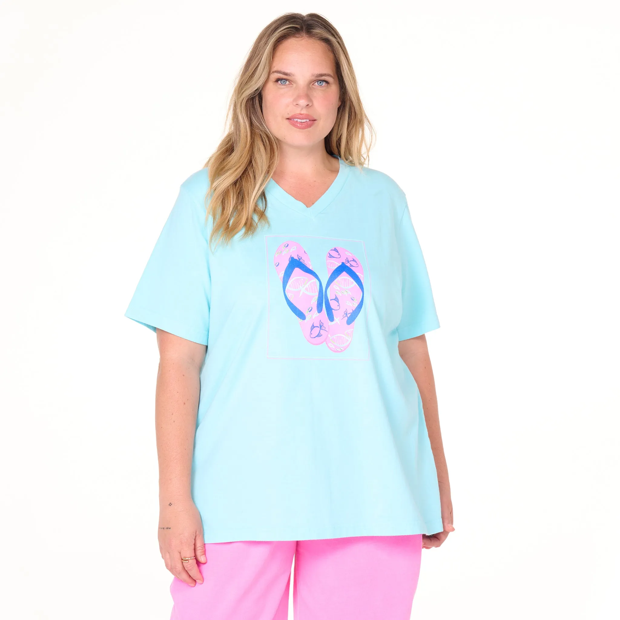 Fishy Flop V-Neck T | Plus Size Weekend Relaxed Look