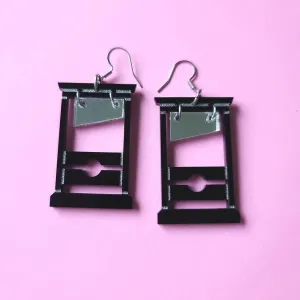 Guillotine Earrings Everyday Chic
