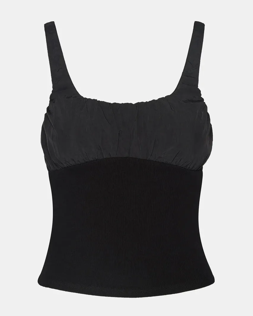 Luana Top Everyday Casual Look