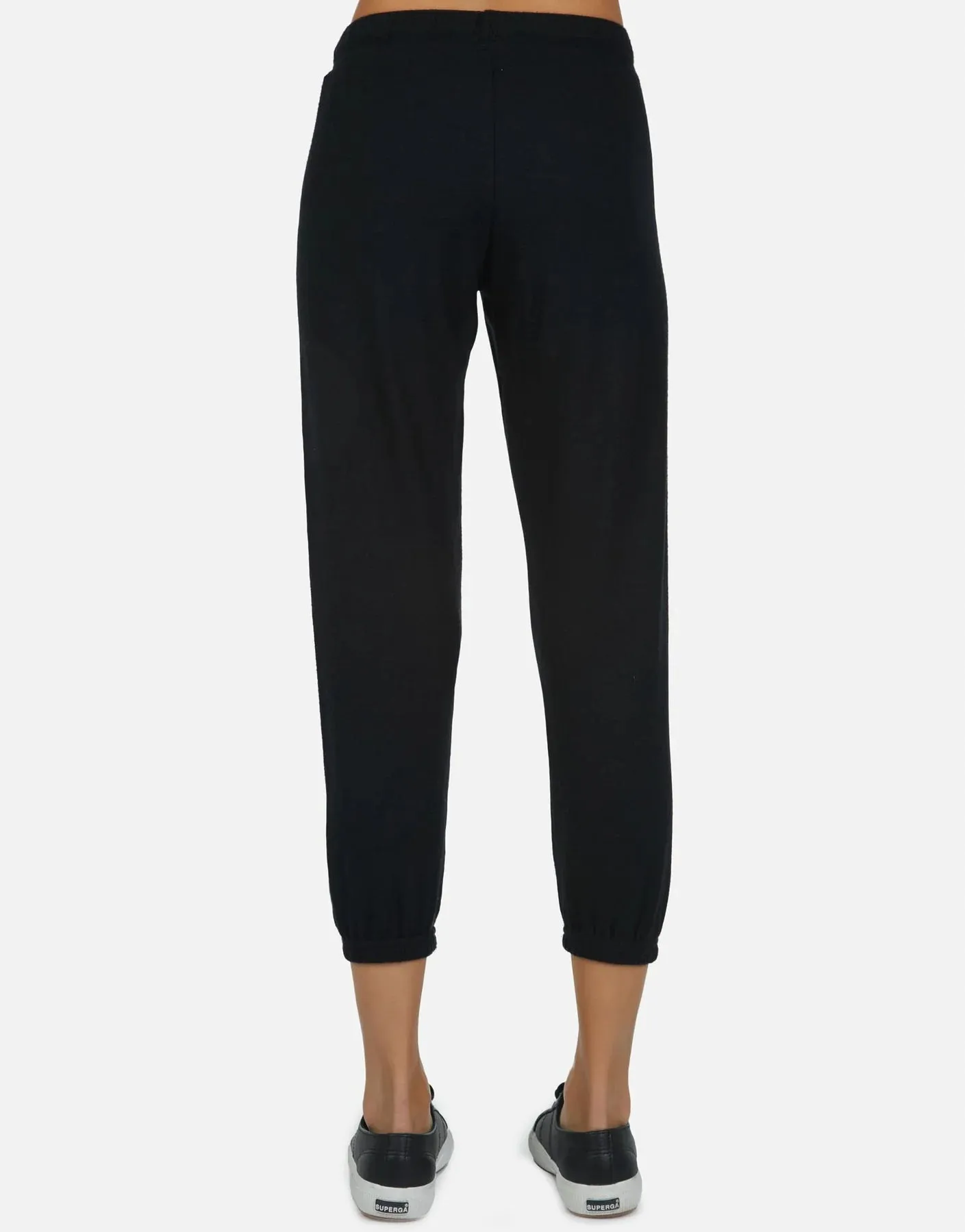 Nate Core Crop Sweatpant Travel Comfort Ready
