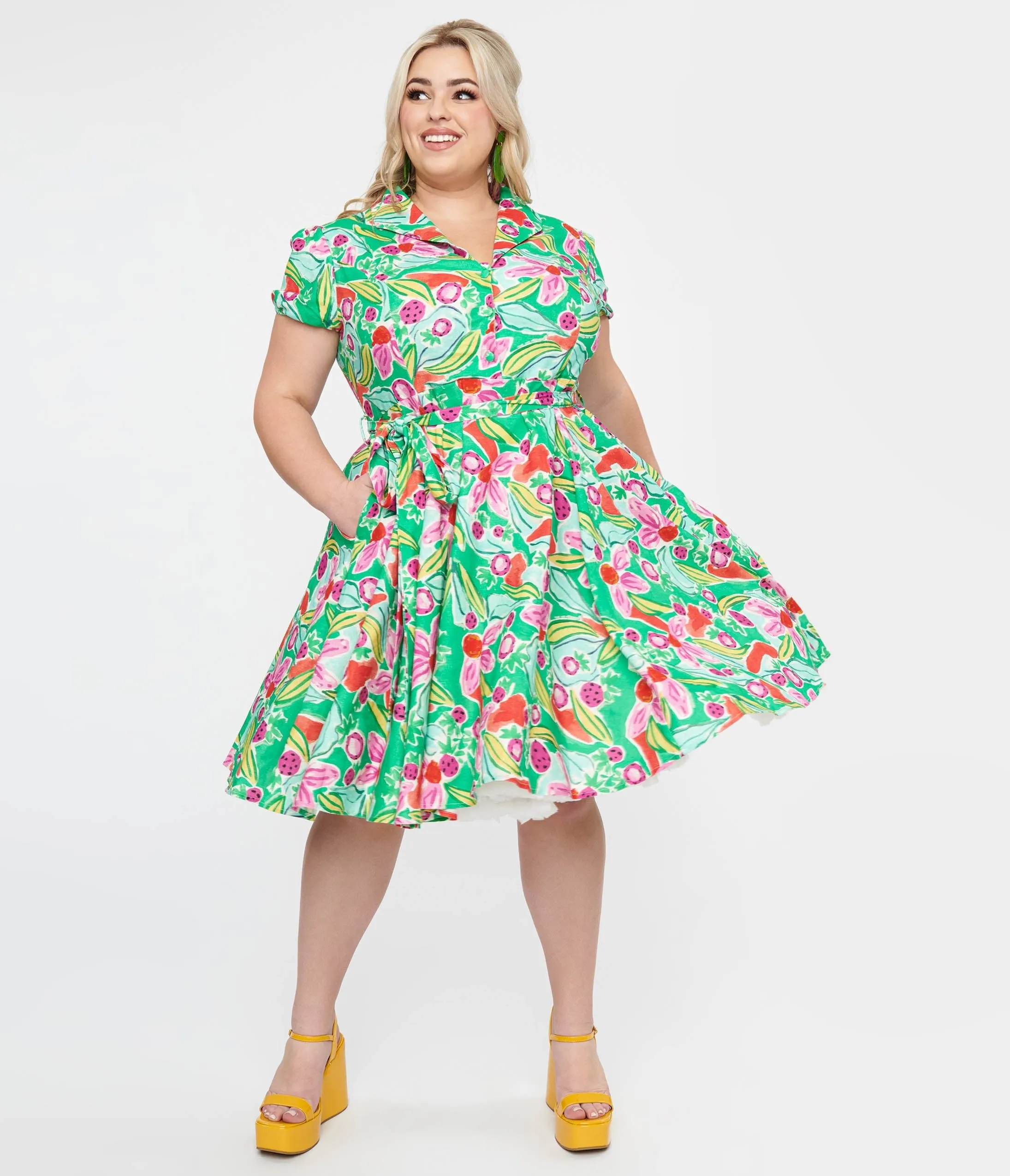 Plus Size 1950s Green & Pink Berry Bloom Print Monroe Fit & Flare Dress Casual Everyday Look