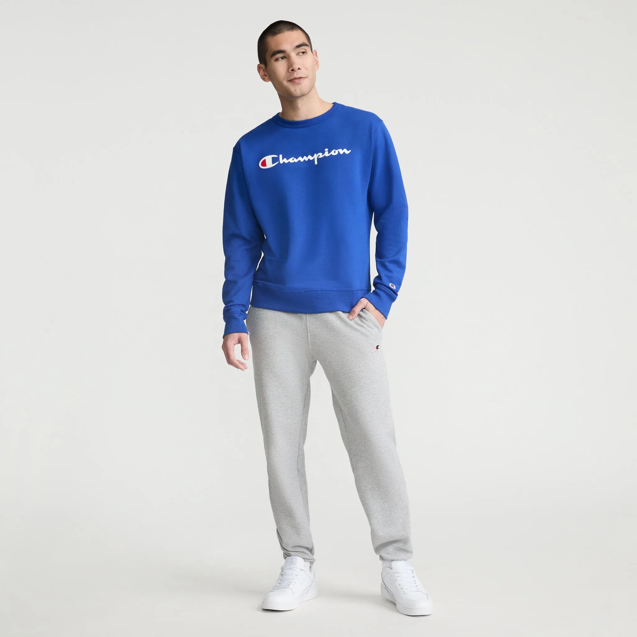Powerblend Crewneck Sweatshirt, Classic Script Logo Urban Street Look