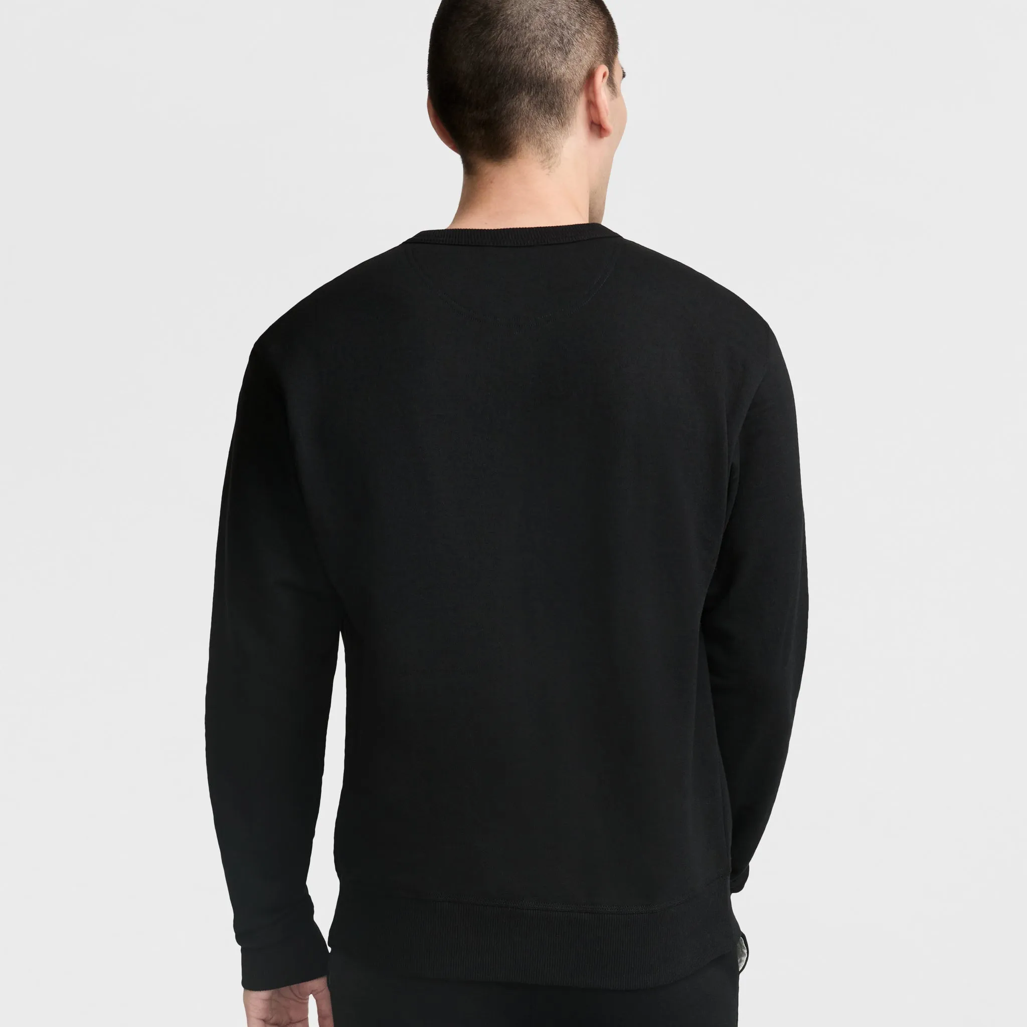 Powerblend Crewneck Sweatshirt, Classic Script Logo Urban Street Look