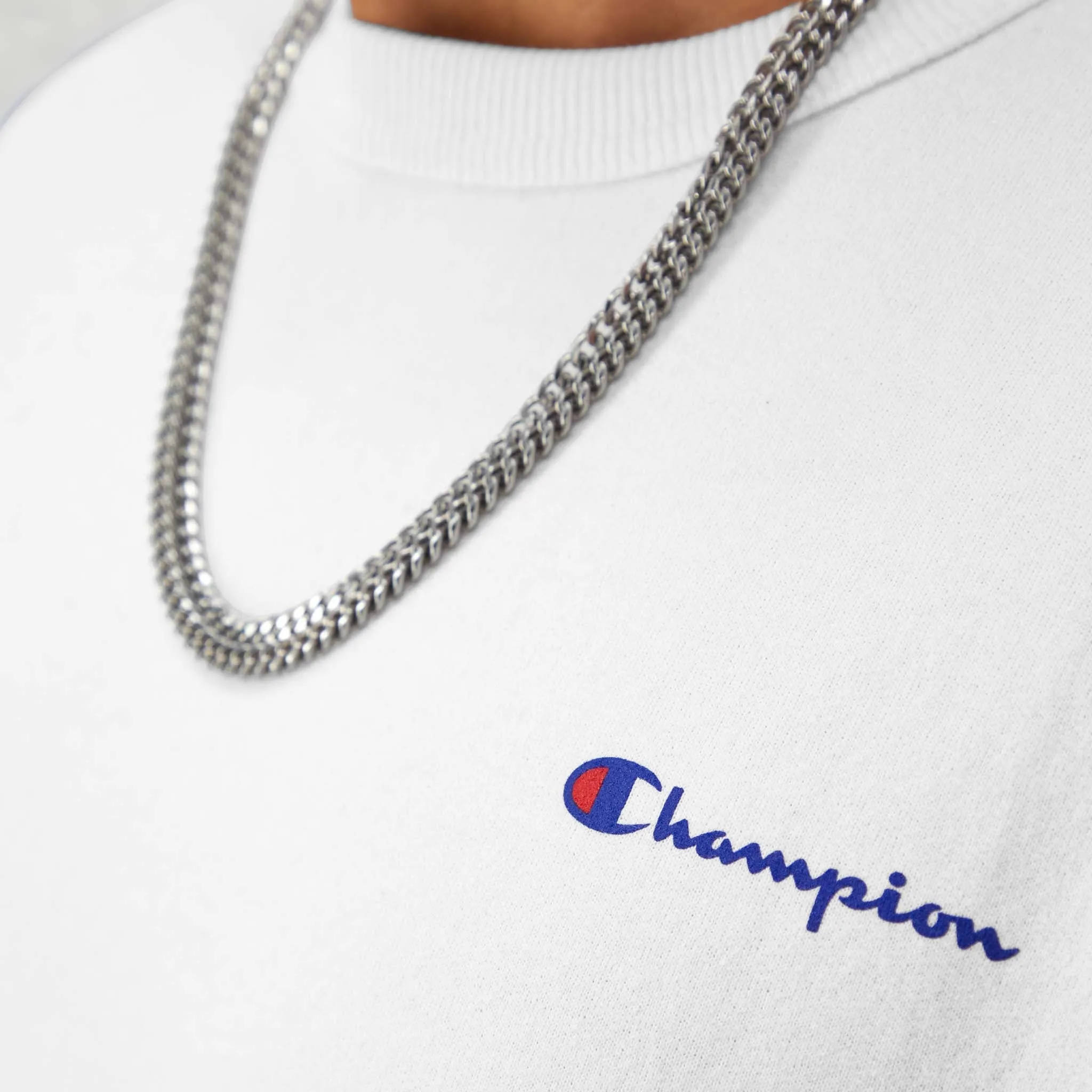 Powerblend Crewneck Sweatshirt, Left Script Logo Urban Street Look