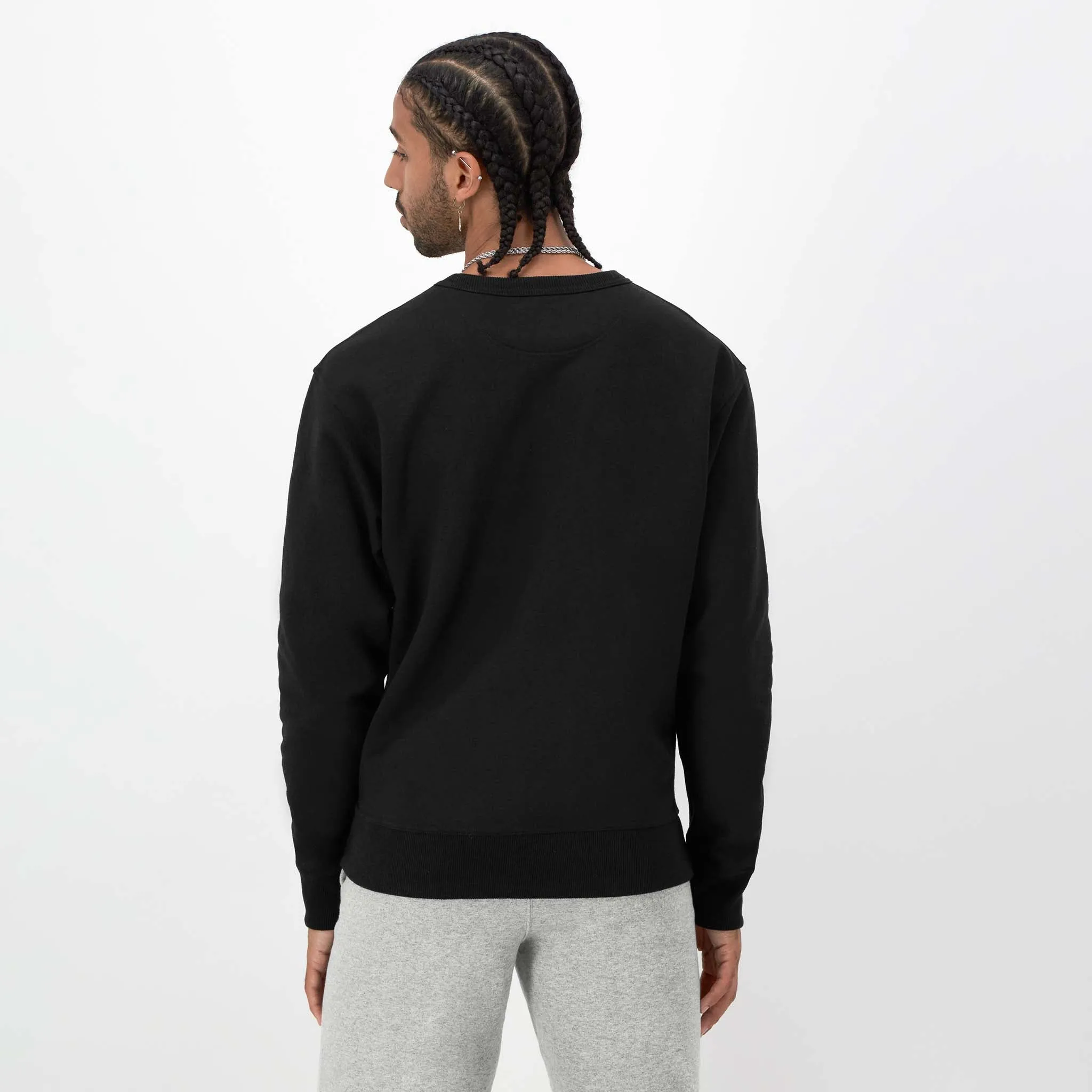 Powerblend Crewneck Sweatshirt, Tonal Script Logo Urban Street Look