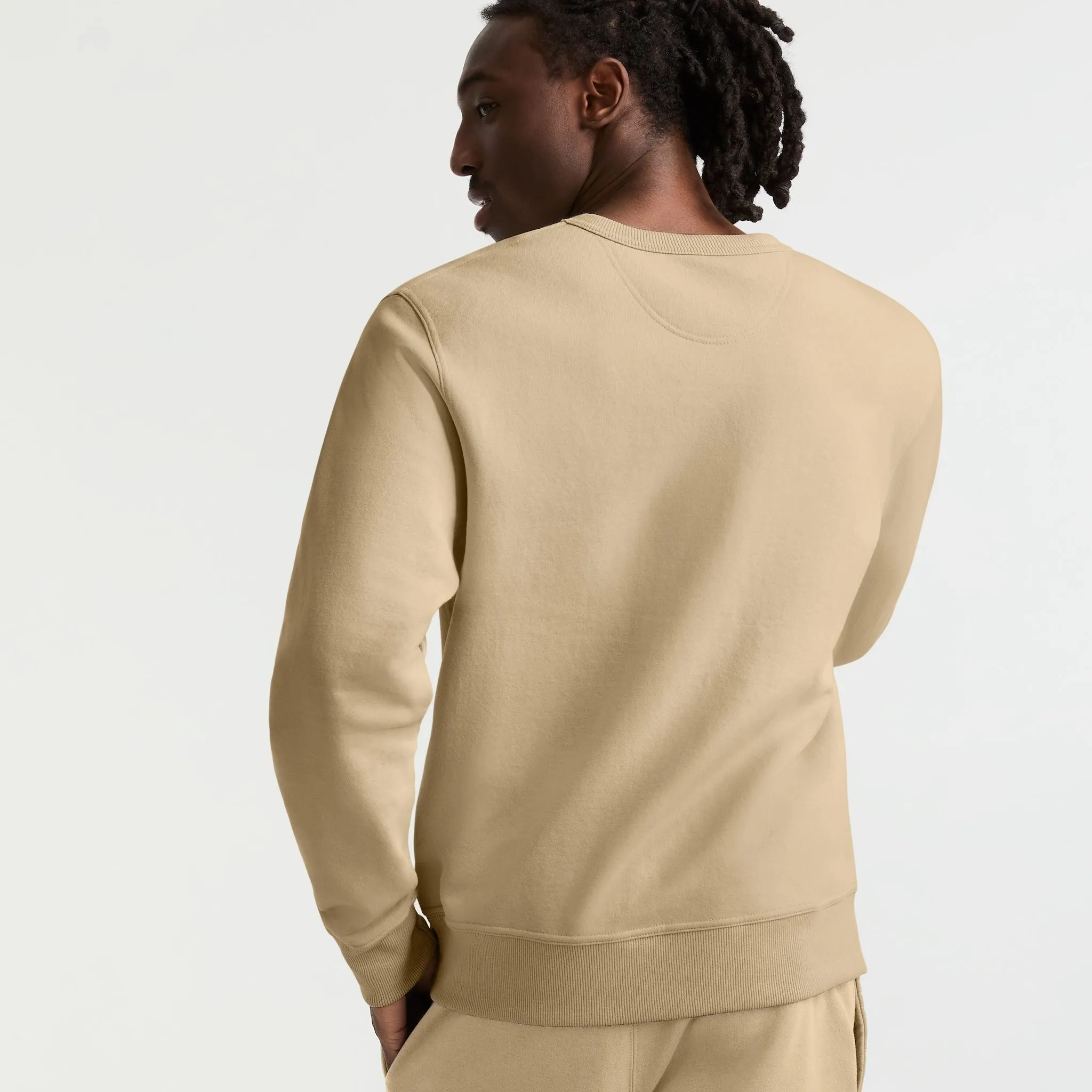Powerblend Crewneck Sweatshirt, Tonal Script Logo Urban Street Look