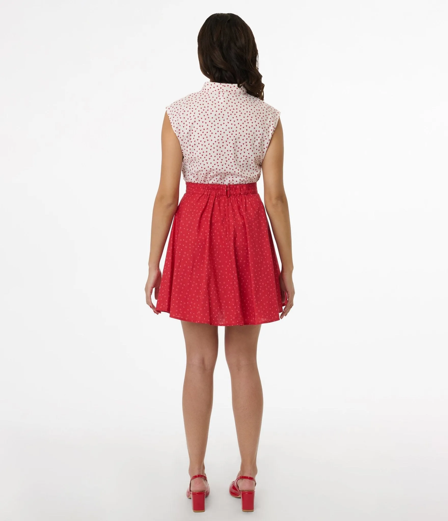 Retrolicious 1950s Red & White XOXO Print Skater Skirt Comfortable Travel Wear