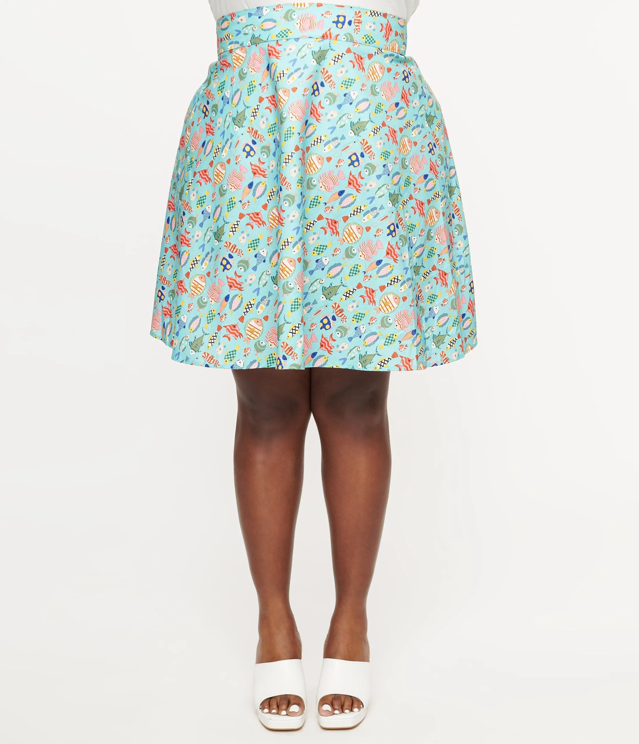 Retrolicious Plus Size 1950s Blue & Multicolor Fish Print Cotton Skater Skirt Comfortable Travel Wear