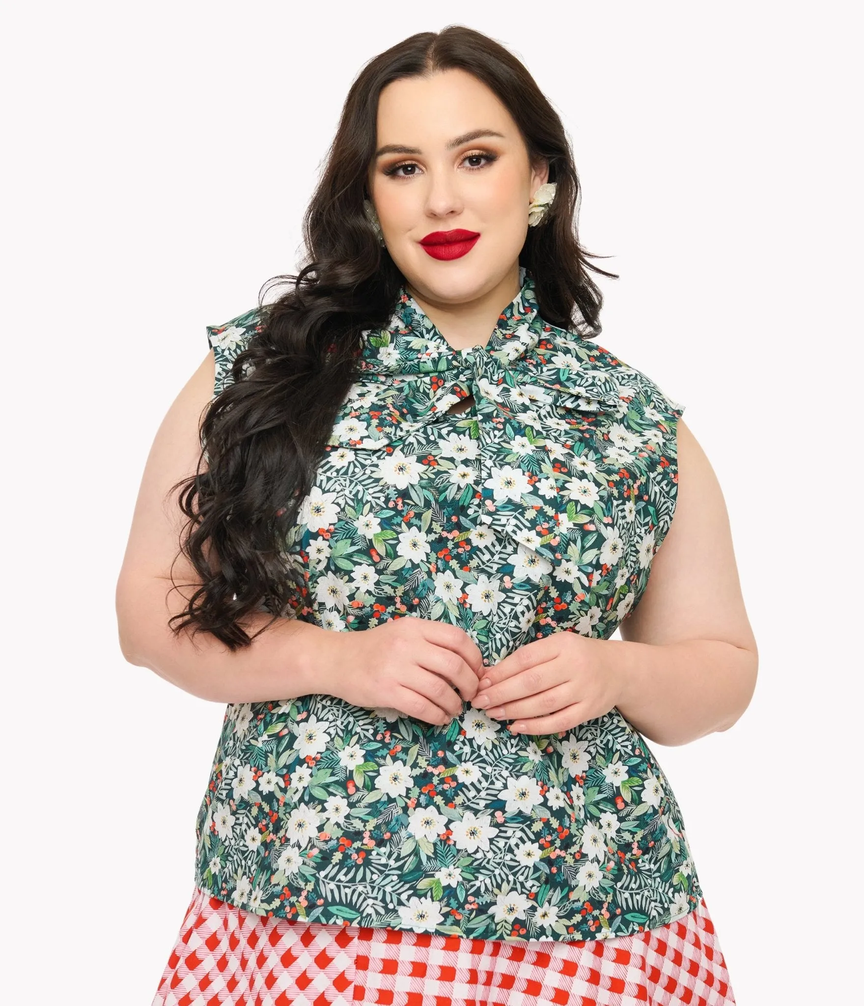 Retrolicious Plus Size 1950s Winter Floral Cotton Bow Top Easy Date Night