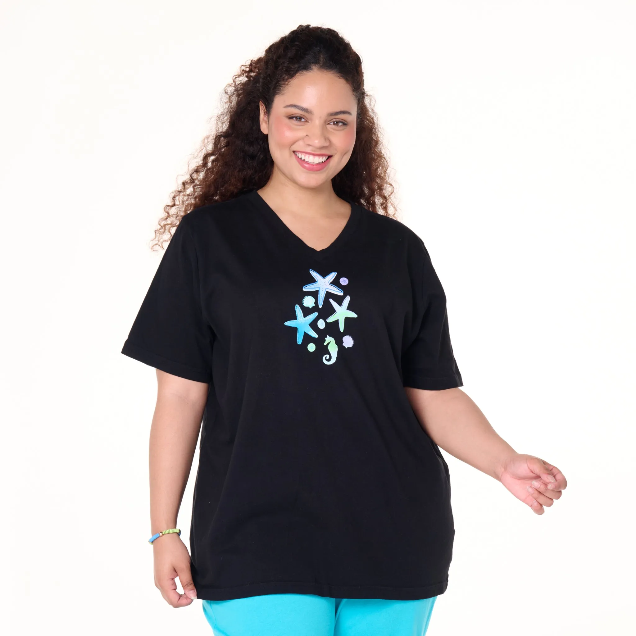Scattered Shells V-Neck T | Plus Size Weekend Relaxed Look