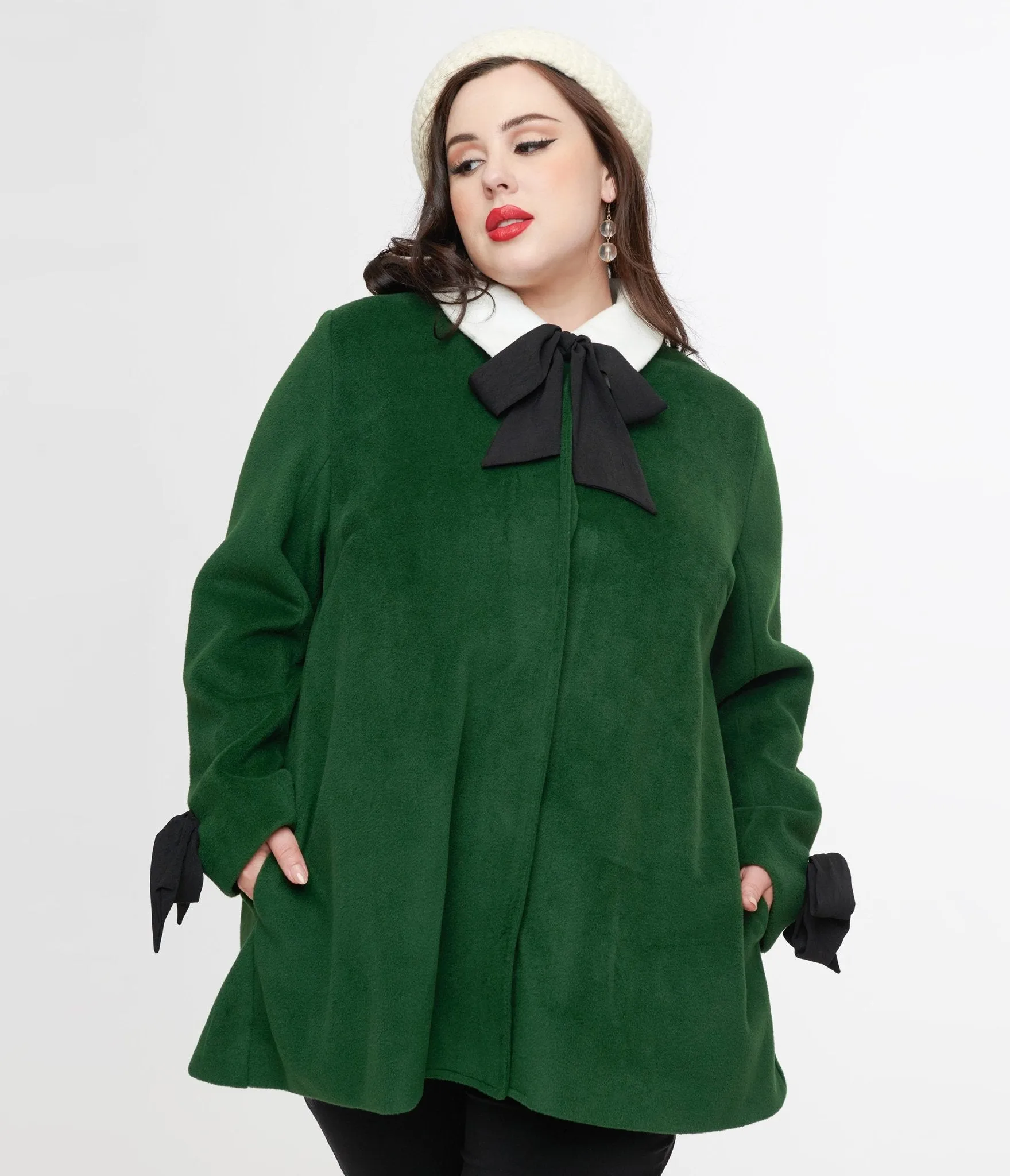 Smak Parlour Plus Size 1960s Green & Black Bows Topper Coat Easy Date Night