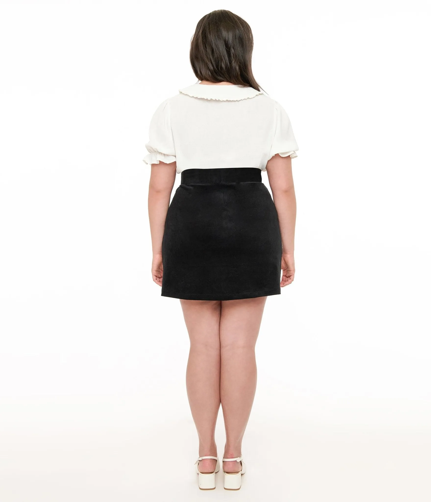 Smak Parlour Plus Size Black & Strawberry Pocket Match Game Mini Skirt Comfortable Travel Wear