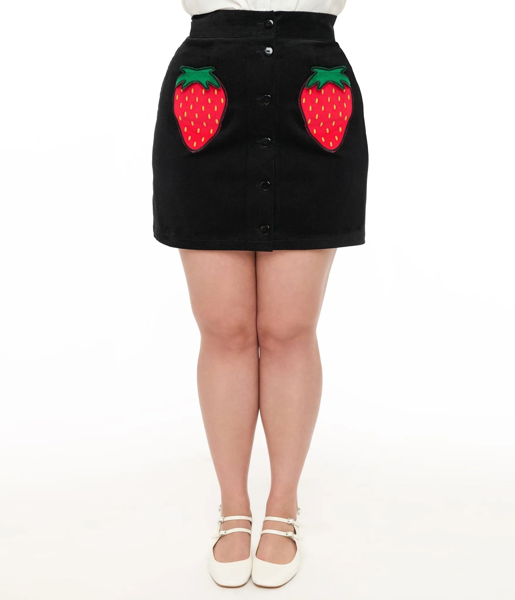 Smak Parlour Plus Size Black & Strawberry Pocket Match Game Mini Skirt Comfortable Travel Wear