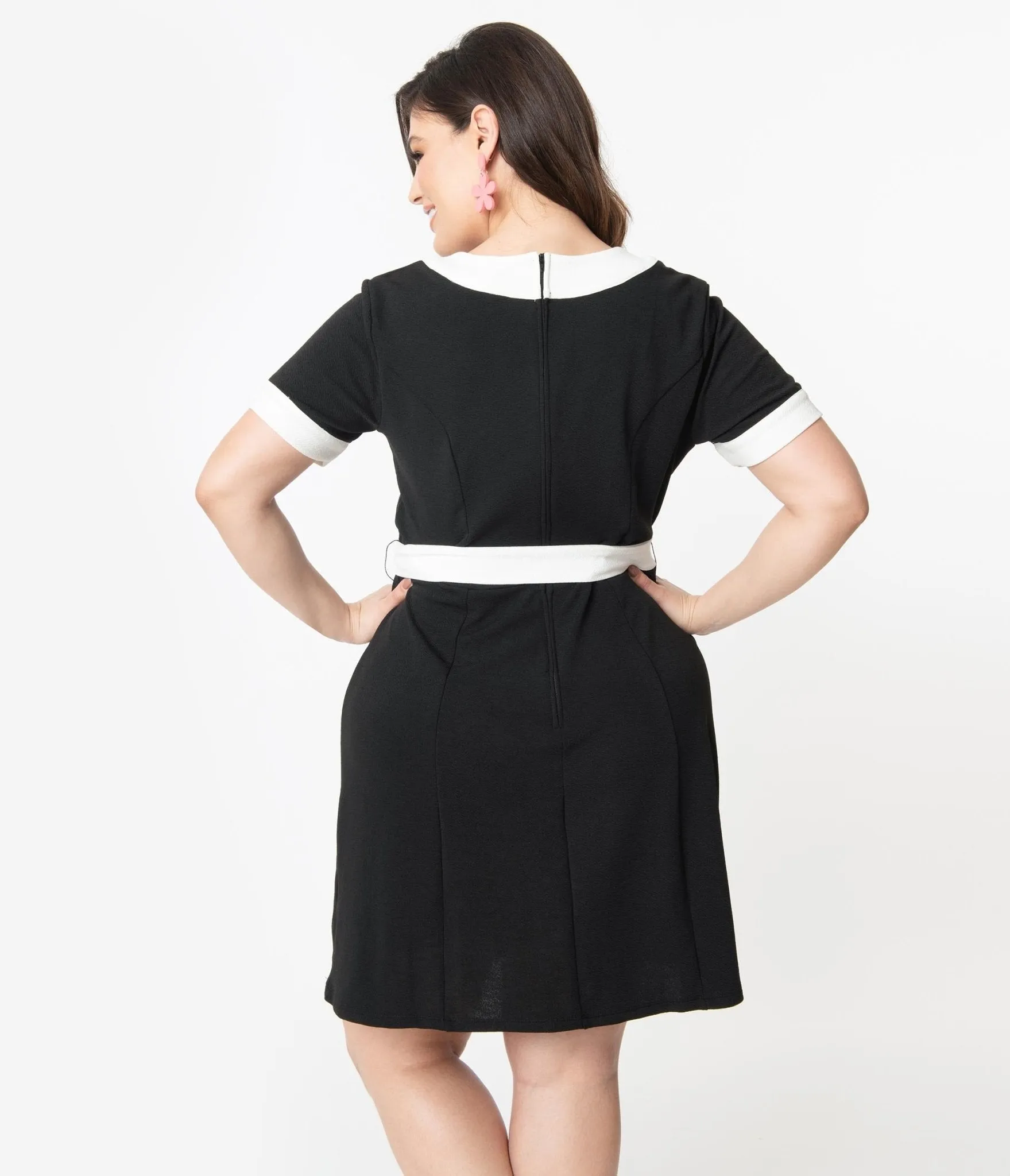 Smak Parlour Plus Size Black & White Belted Show Stealer Dress Casual Everyday Look