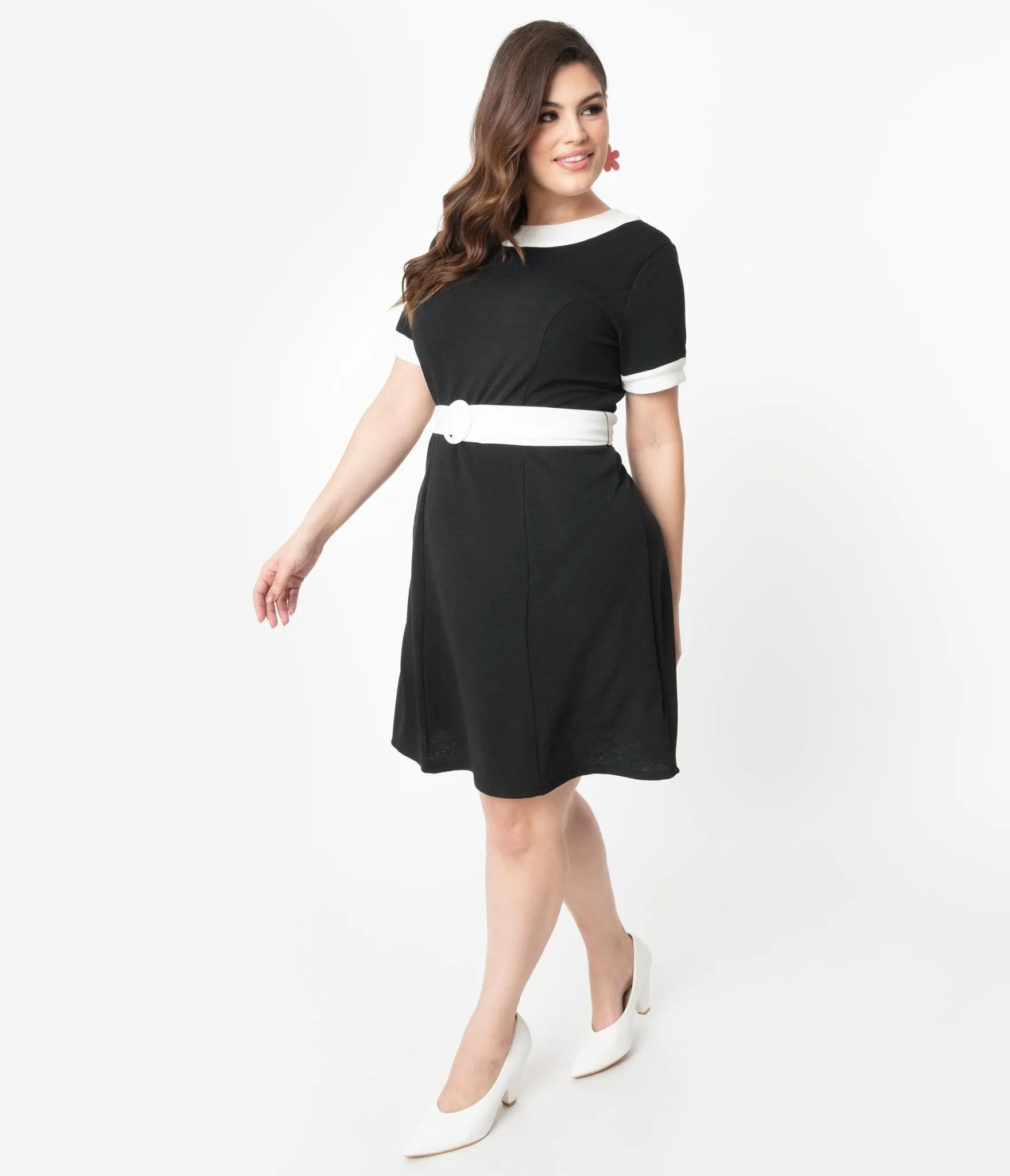 Smak Parlour Plus Size Black & White Belted Show Stealer Dress Casual Everyday Look