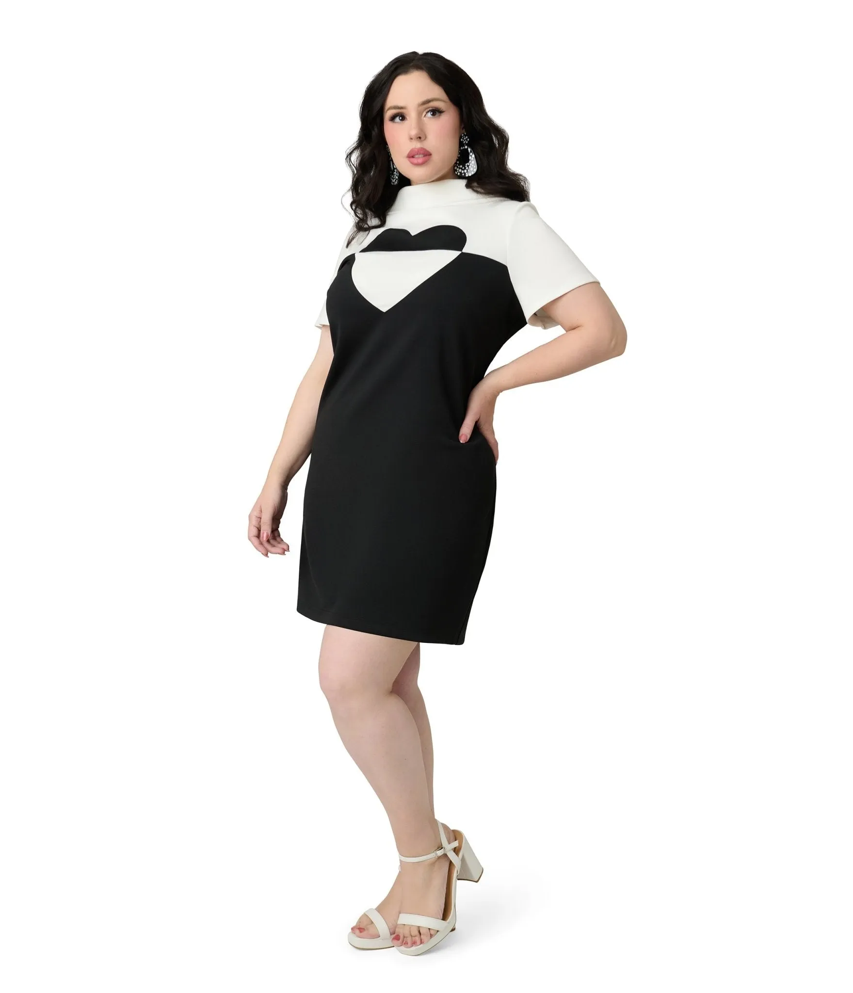 Smak Parlour Plus Size Black & White Color Block Heart Shift Dress Casual Everyday Look