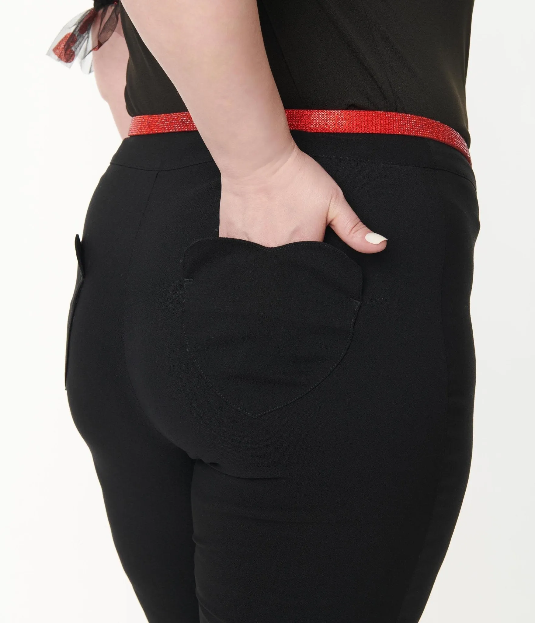 Smak Parlour Plus Size Black Heart Pocket Smarty Pants Capris Comfortable Travel Wear