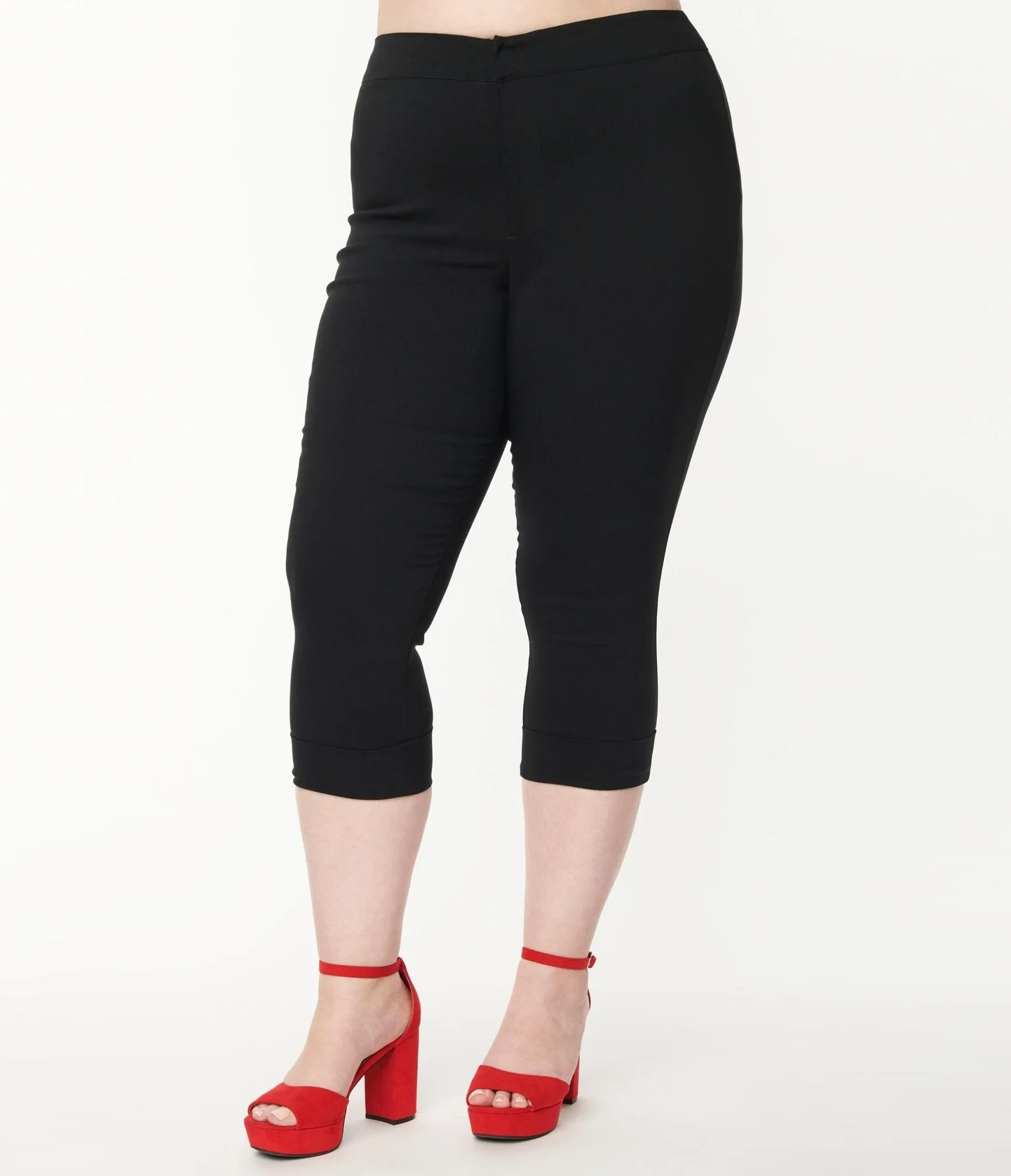 Smak Parlour Plus Size Black Heart Pocket Smarty Pants Capris Comfortable Travel Wear