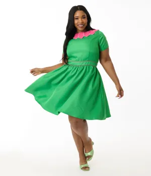 Smak Parlour Plus Size Green & Hot Pink Petal Collar Flare Dress Casual Everyday Look