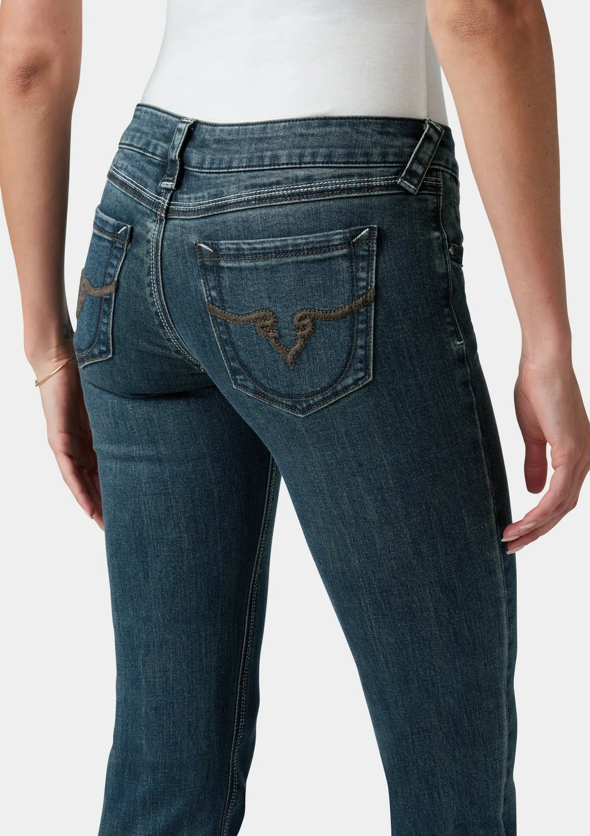 Tall Avery Bootcut Jeans Smart & Chic Outfit