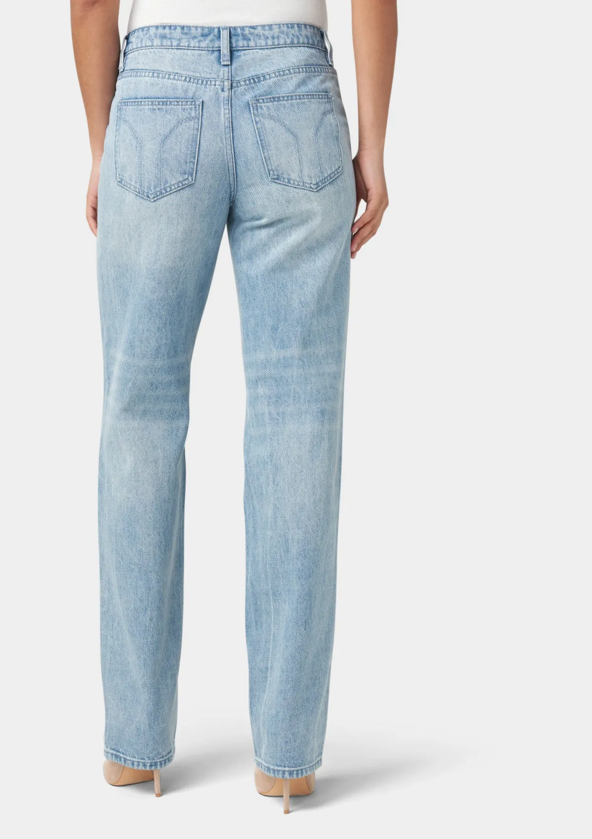 Tall Cali Girlfriend Jeans Smart & Chic Outfit