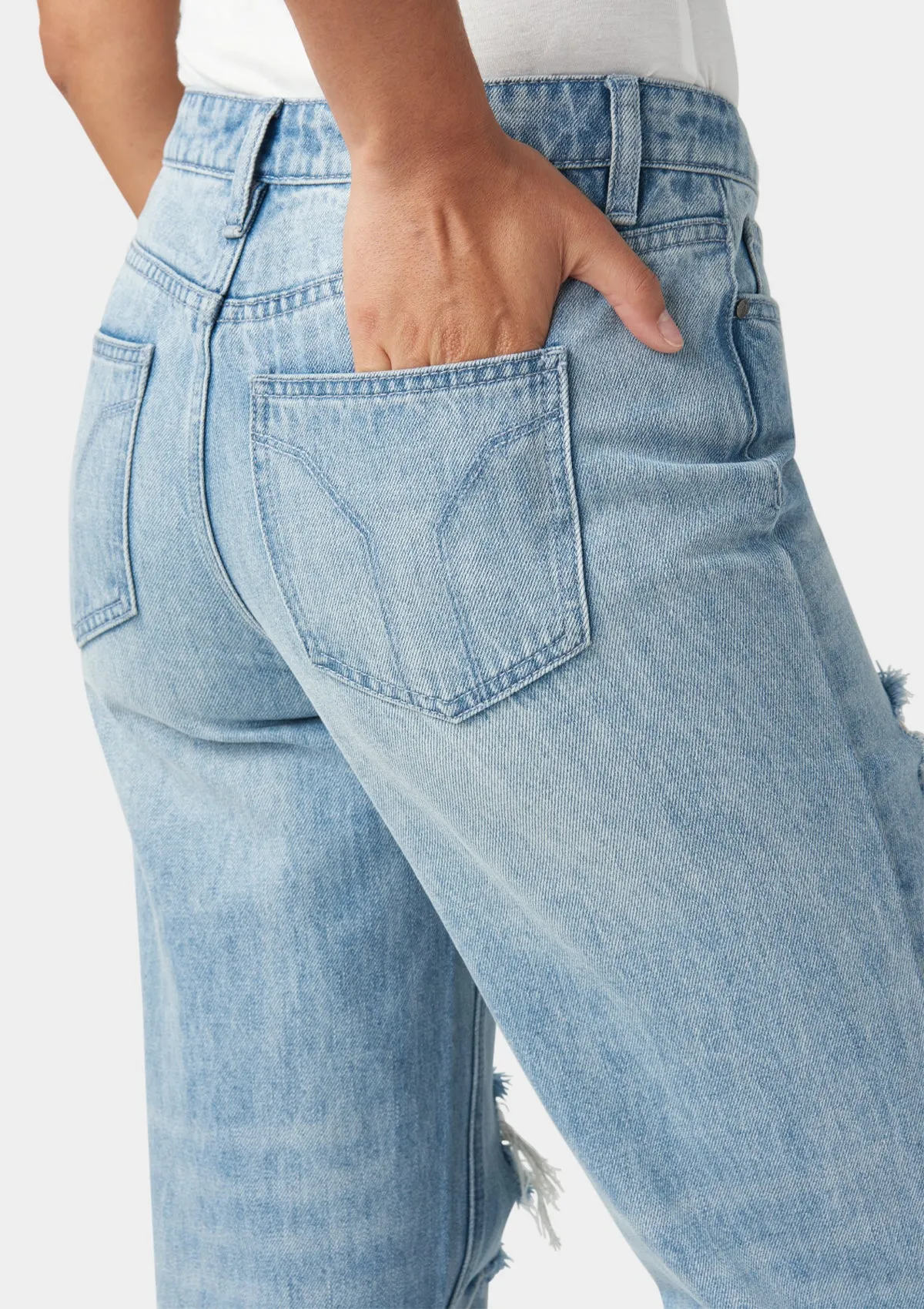 Tall Cali Girlfriend Jeans Smart & Chic Outfit