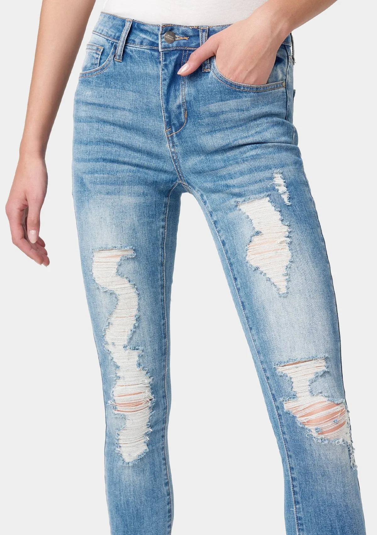 Tall Daniela Distressed Jeans Smart & Chic Outfit