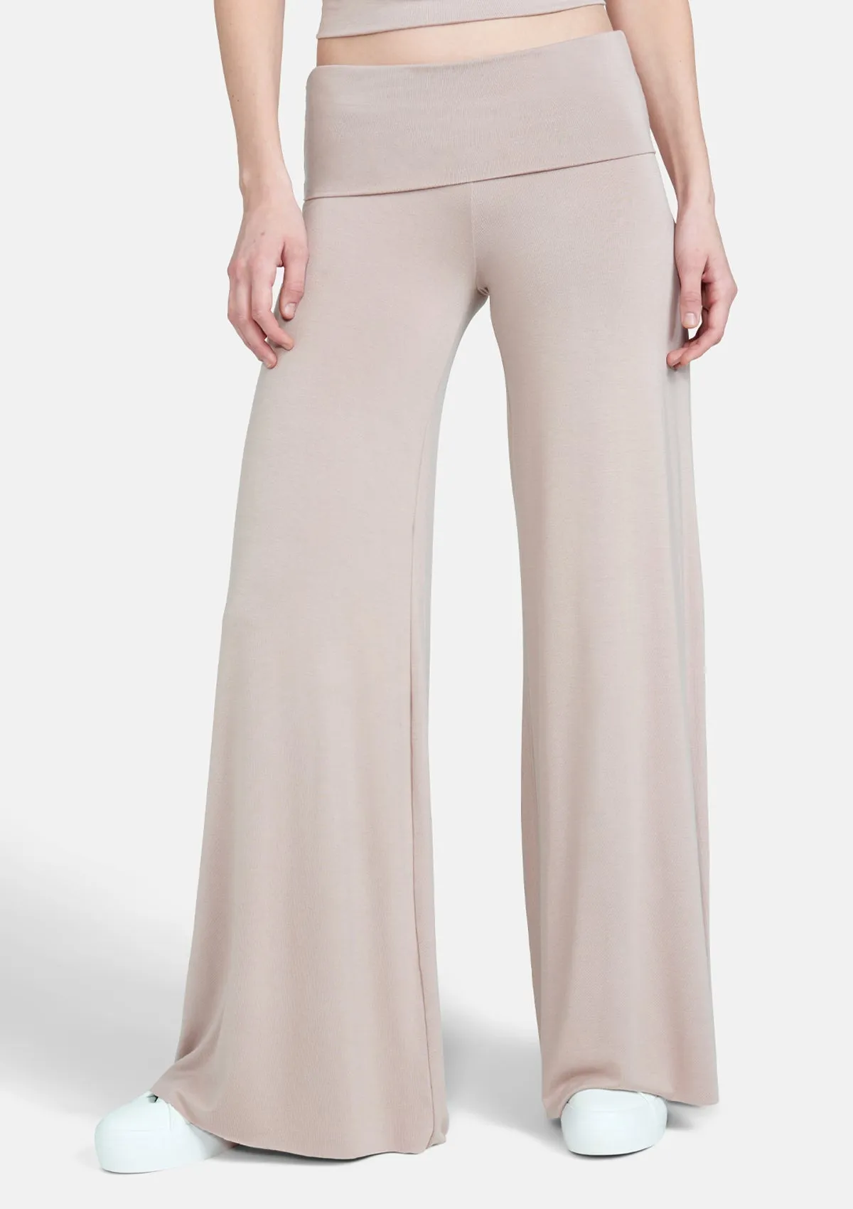 Tall Evelyn Wide Leg Pants Smart & Chic Outfit