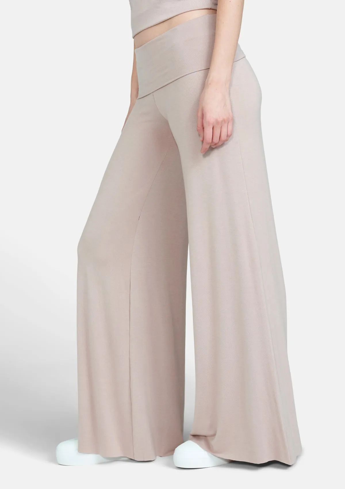 Tall Evelyn Wide Leg Pants Smart & Chic Outfit