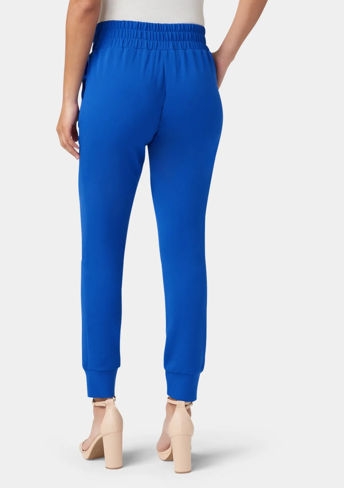 Tall Tianna Tie Waist Crepe Joggers Smart & Chic Outfit