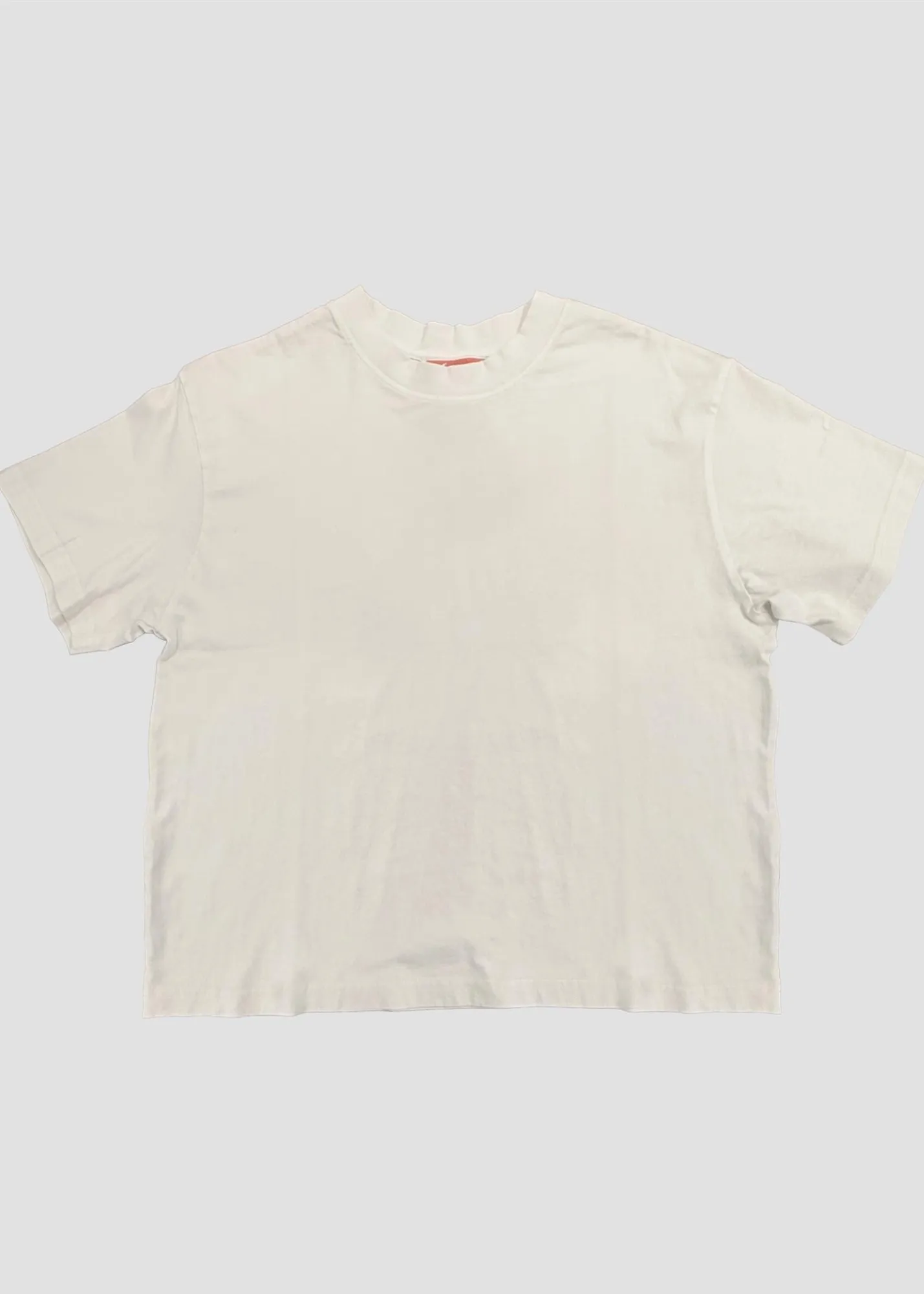 The Rommy Tee Everyday Casual Look