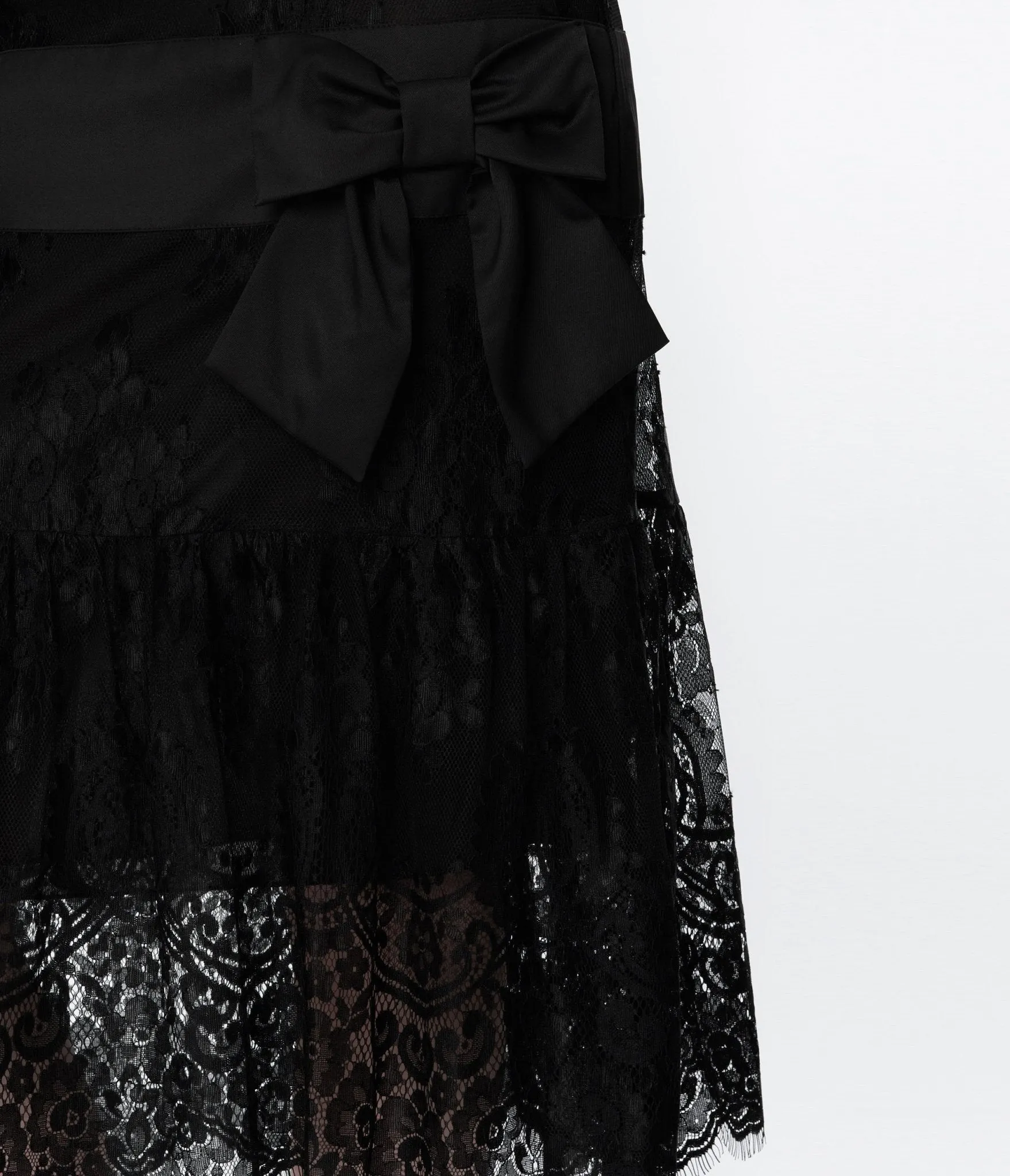 Unique Vintage 1920s Black Lace & Bow Flapper Dress Casual Everyday Look
