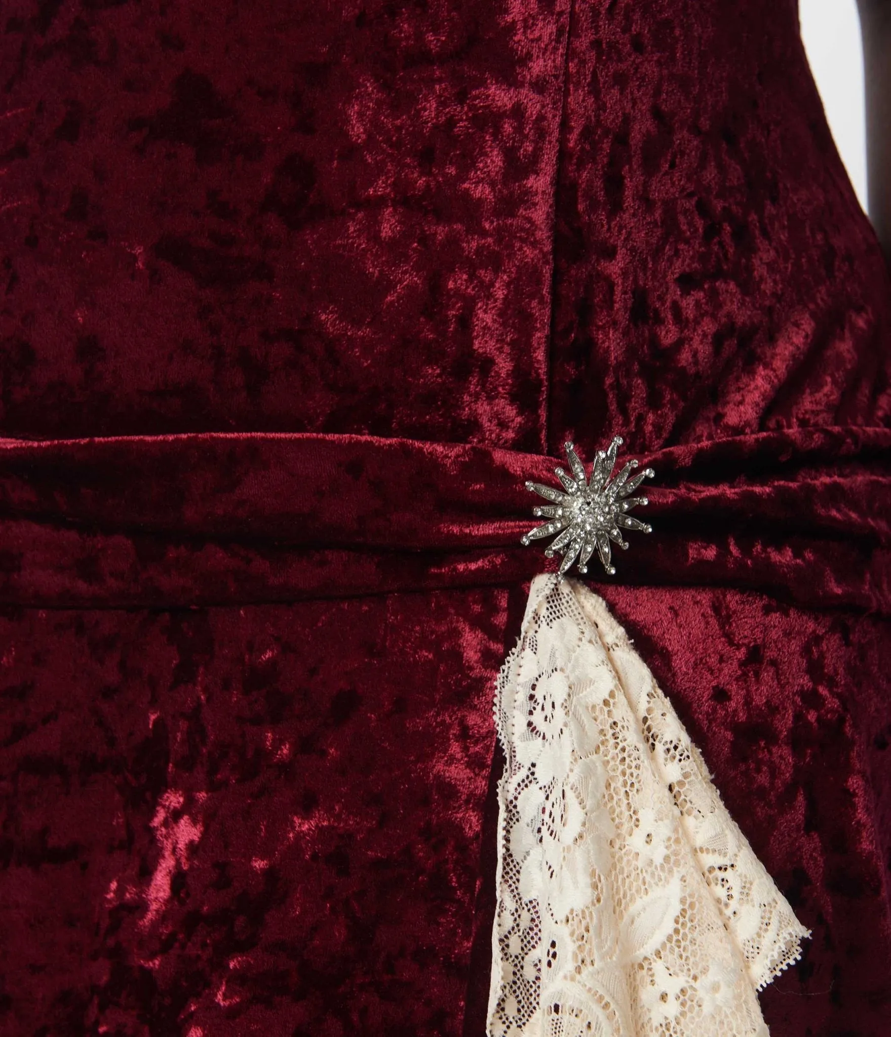 Unique Vintage 1920s  Burgundy Crushed Velvet & Ivory Lace Flapper Dress Casual Everyday Look