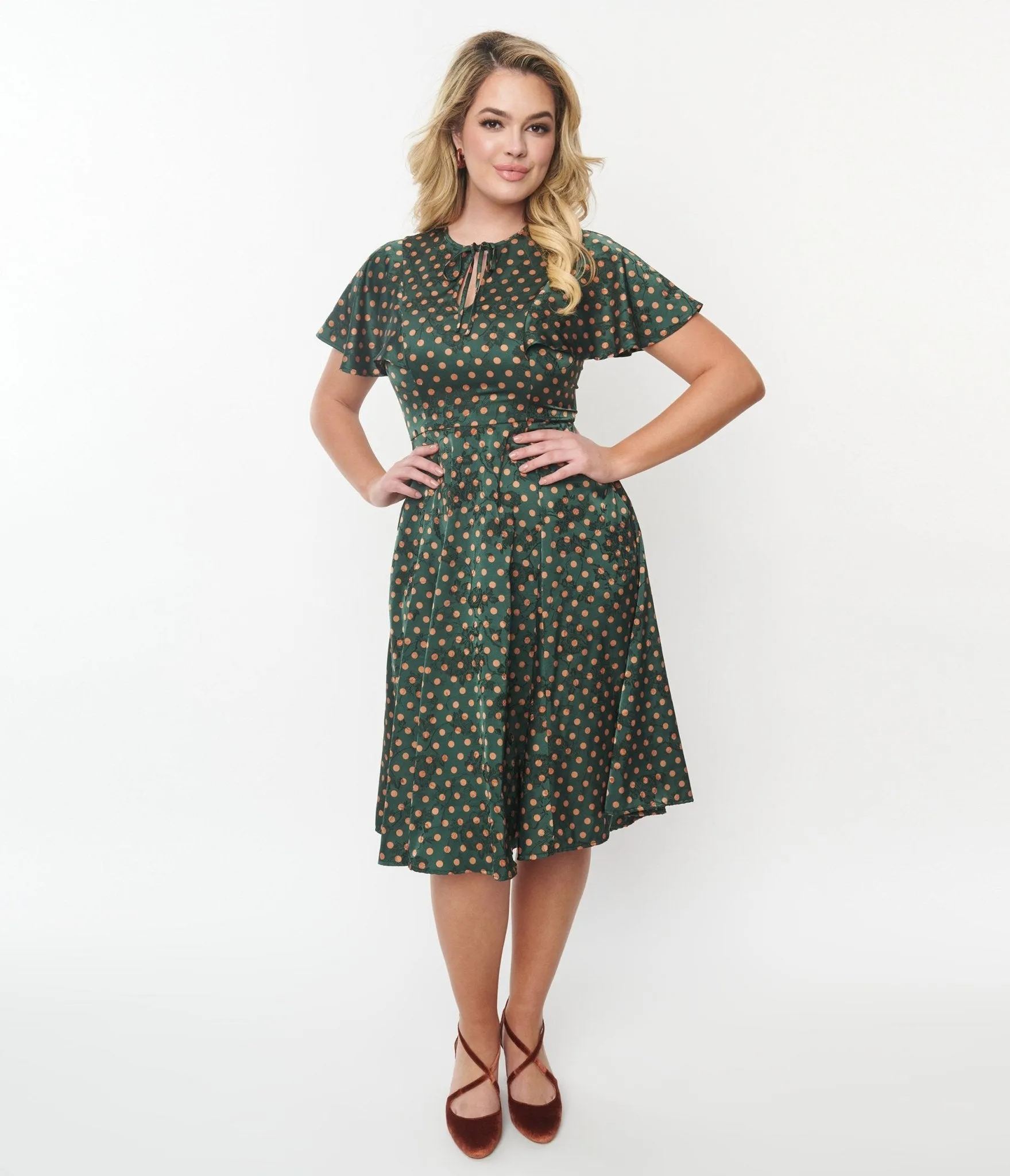 Unique Vintage 1940s Hunter Green & Rust Polka Dot Swing Dress Casual Everyday Look