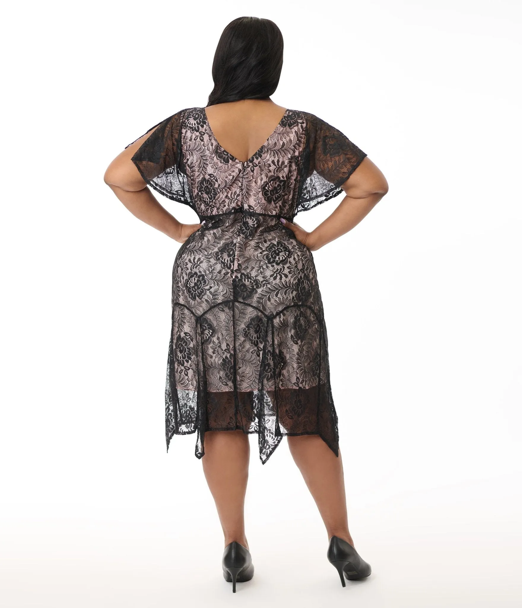 Unique Vintage Plus Size 1920s Black Lace & Peach Lining Flutter Sleeve Flapper Dress Casual Everyday Look