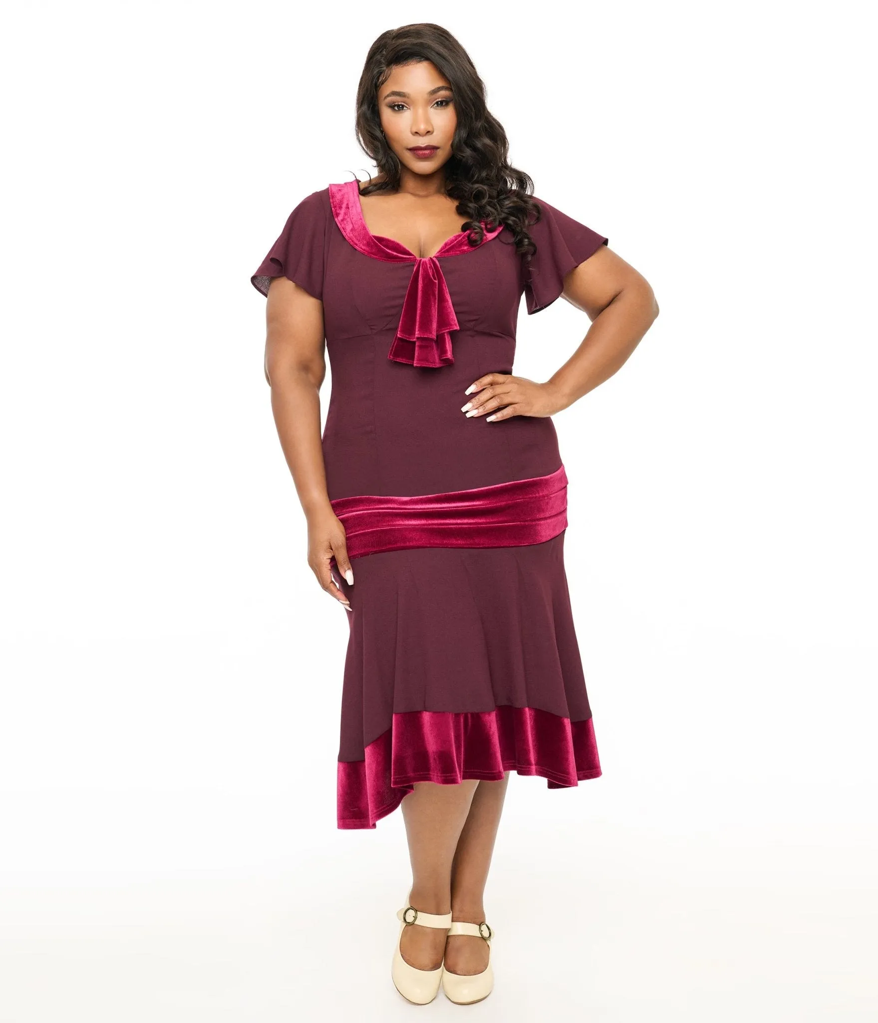 Unique Vintage Plus Size 1920s Burgundy Wilshire Flapper Day Dress Casual Everyday Look