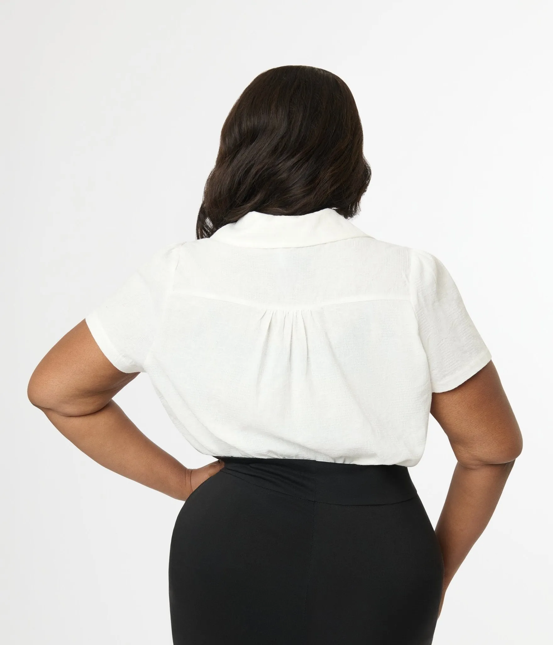 Unique Vintage Plus Size 1940s White Jacquard Notched Collar Blouse Easy Date Night