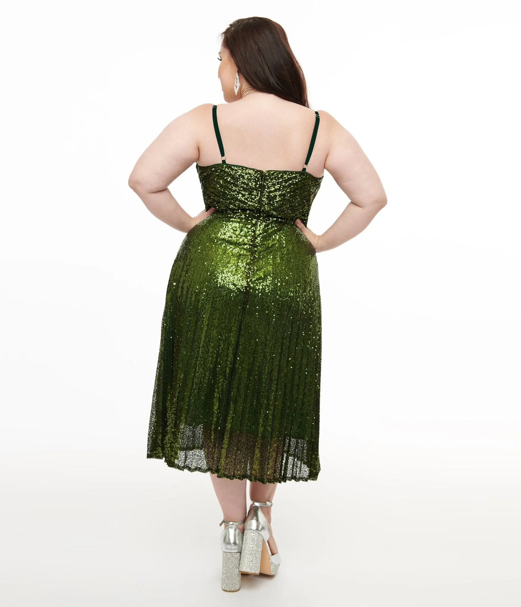Unique Vintage Plus Size 1950s Emerald Pleated Sequin Swing Dress Casual Everyday Look